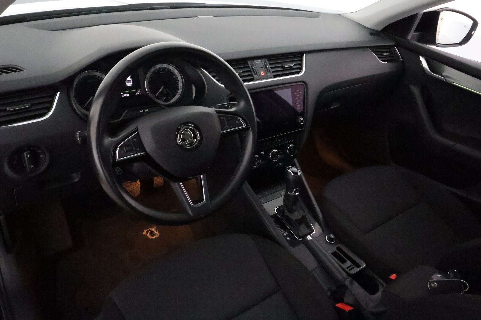 Skoda Octavia 2020 1,5 TSI Style BusinessLine DSG **Webasto / Koukku / ACC / LED / P.Tutkat / Navi / Kaistavahti / Keyless** - 1-om Suomi-auto / Kahdet Renkaat