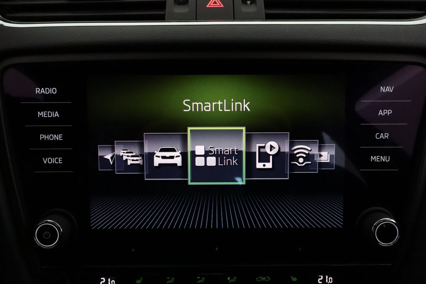 Skoda Octavia 2020 1,5 TSI Style BusinessLine DSG **Webasto / Koukku / ACC / LED / P.Tutkat / Navi / Kaistavahti / Keyless** - 1-om Suomi-auto / Kahdet Renkaat