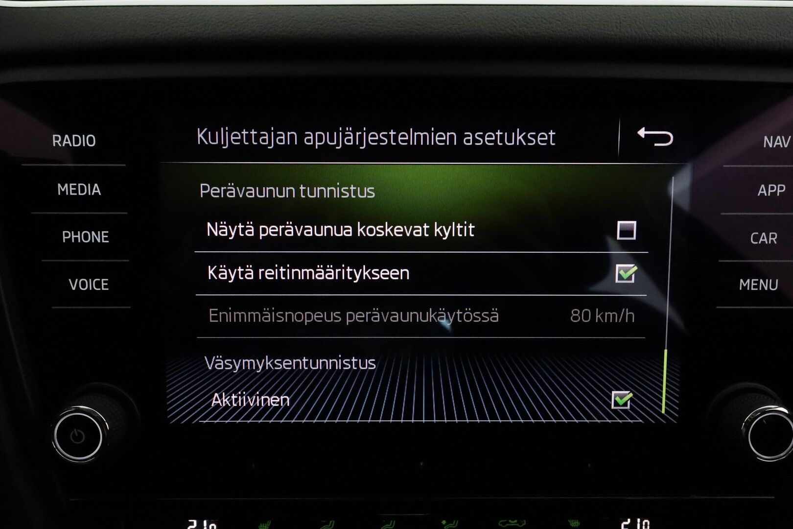 Skoda Octavia 2020 1,5 TSI Style BusinessLine DSG **Webasto / Koukku / ACC / LED / P.Tutkat / Navi / Kaistavahti / Keyless** - 1-om Suomi-auto / Kahdet Renkaat