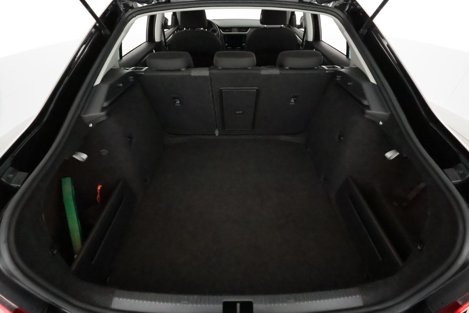 Skoda Octavia 2020 1,5 TSI Style BusinessLine DSG **Webasto / Koukku / ACC / LED / P.Tutkat / Navi / Kaistavahti / Keyless** - 1-om Suomi-auto / Kahdet Renkaat