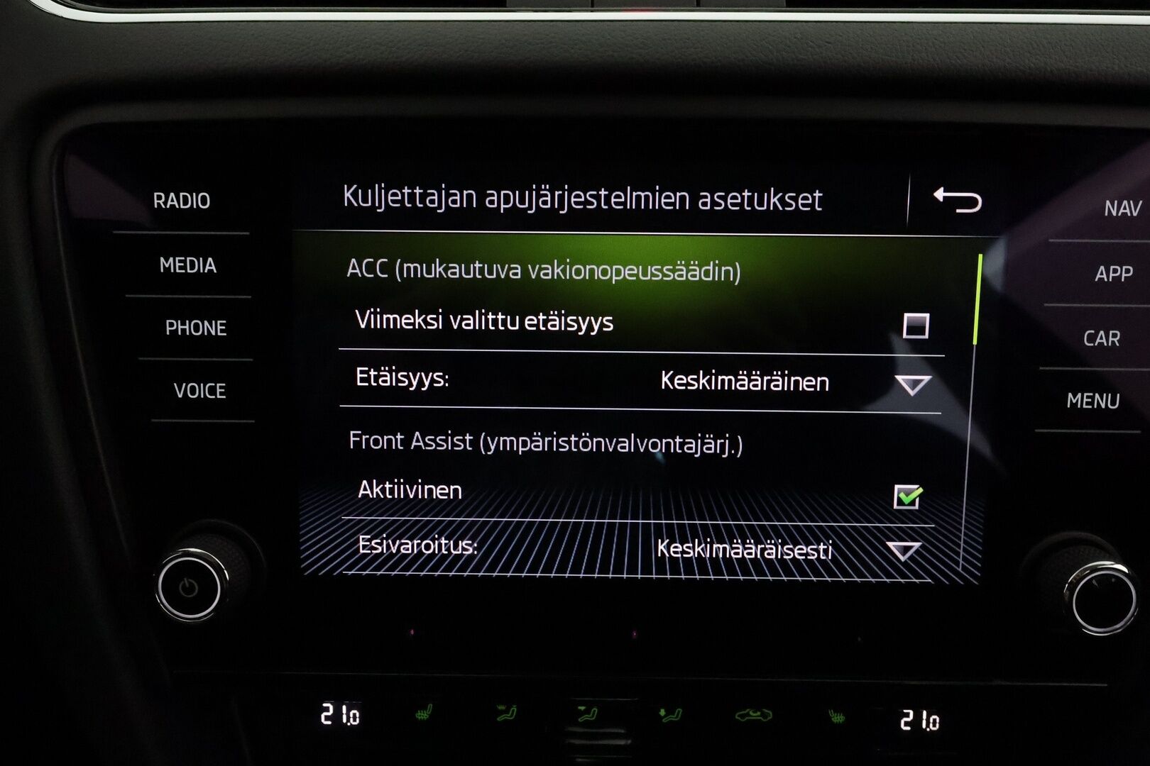 Skoda Octavia 2020 1,5 TSI Style BusinessLine DSG **Webasto / Koukku / ACC / LED / P.Tutkat / Navi / Kaistavahti / Keyless** - 1-om Suomi-auto / Kahdet Renkaat