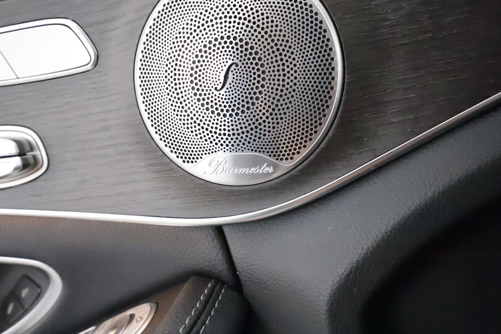 Mercedes-Benz C 2019 220 d T A Business **Adapt.vakkari / Burmester / Webasto / Koukku / Multibeam / 360° / Sporttipenkit Muistilla** - Kahdet Renkaat / **HUIPPU VARUSTEET**