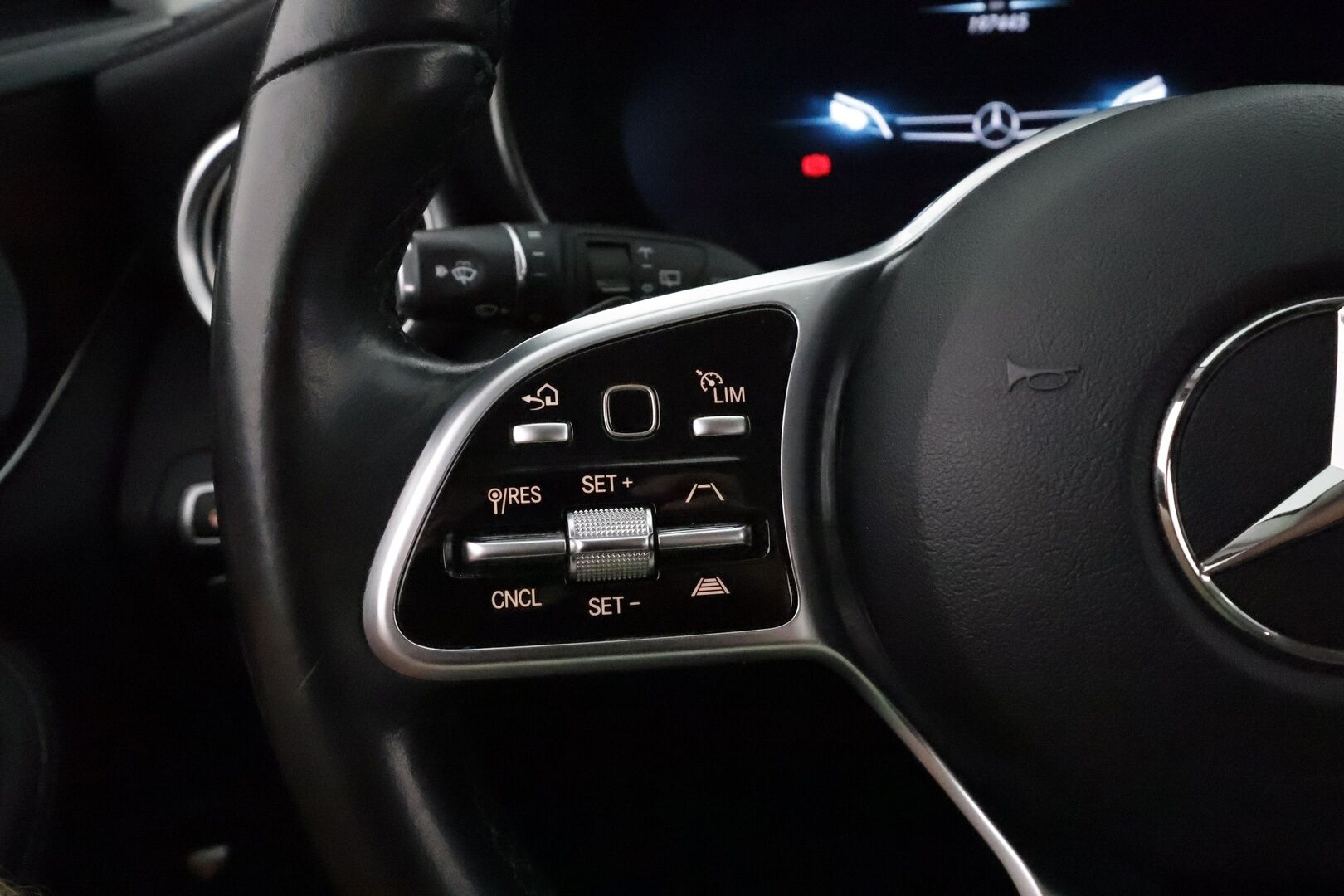 Mercedes-Benz C 2019 220 d T A Business **Adapt.vakkari / Burmester / Webasto / Koukku / Multibeam / 360° / Sporttipenkit Muistilla** - Kahdet Renkaat / **HUIPPU VARUSTEET**