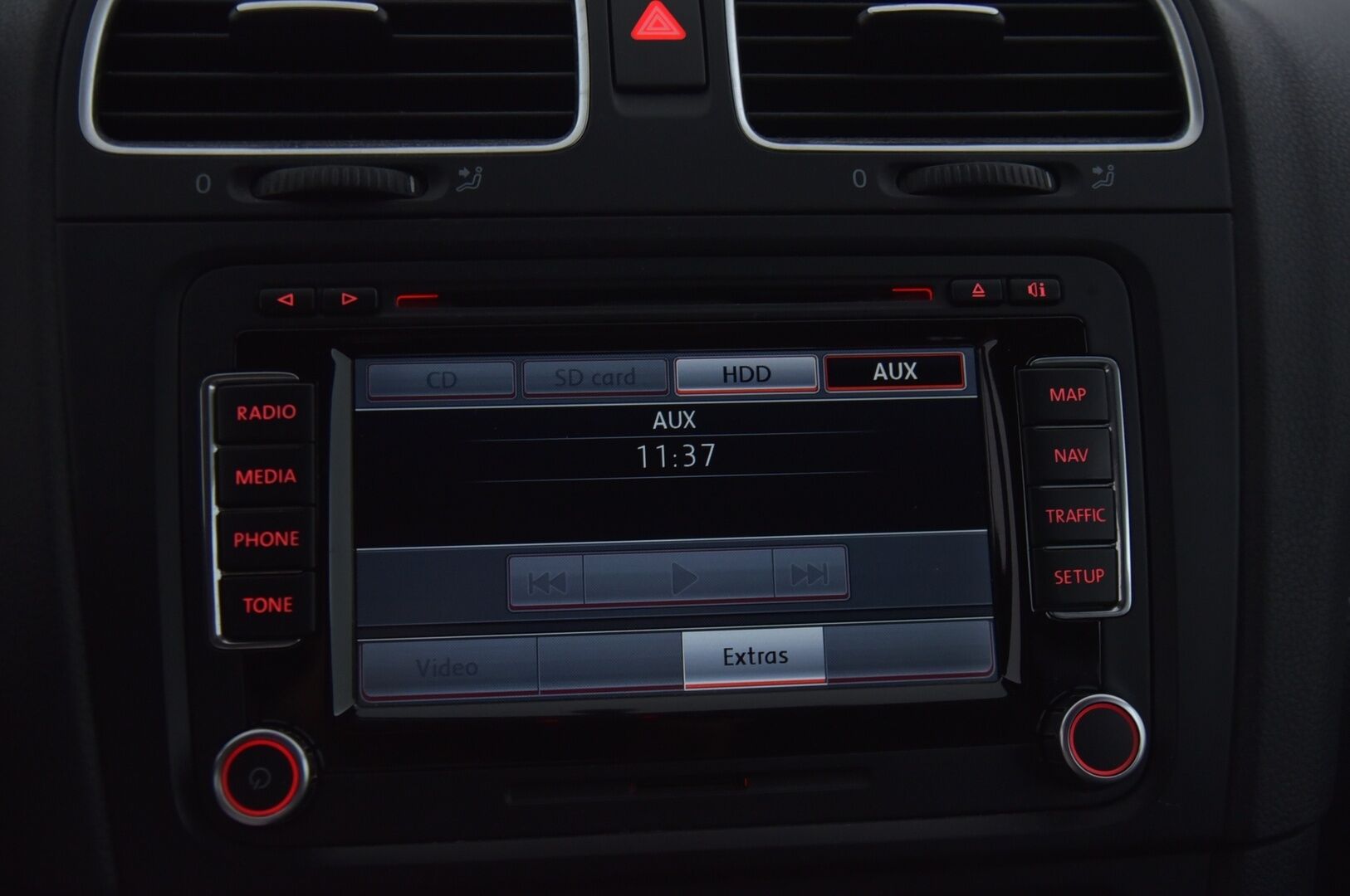 Volkswagen Golf 2010 GTI 2,0 155 kW (210 hv) / Dynaudio / Nahkasisusta / Navi / Tutkat / YritysOutlet - Myydään vain yrityksille - YritysOutlet - Myydään vain yrityksille