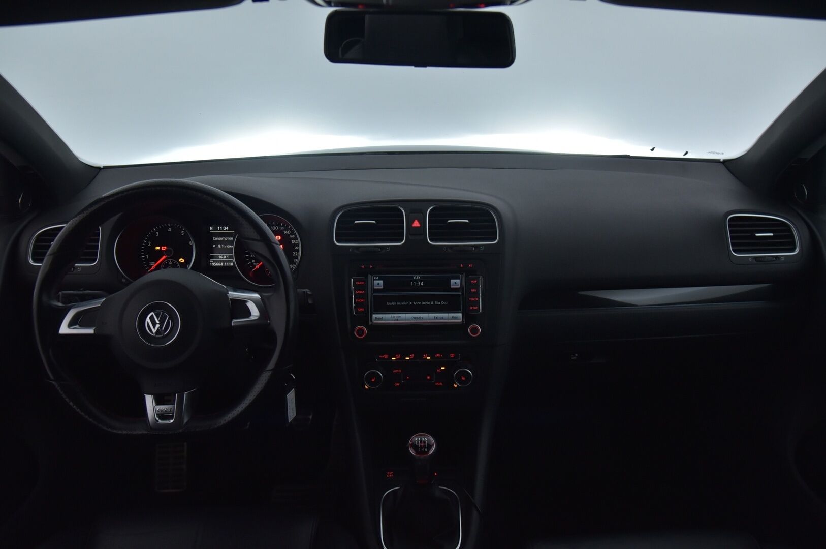 Volkswagen Golf 2010 GTI 2,0 155 kW (210 hv) / Dynaudio / Nahkasisusta / Navi / Tutkat / YritysOutlet - Myydään vain yrityksille - YritysOutlet - Myydään vain yrityksille