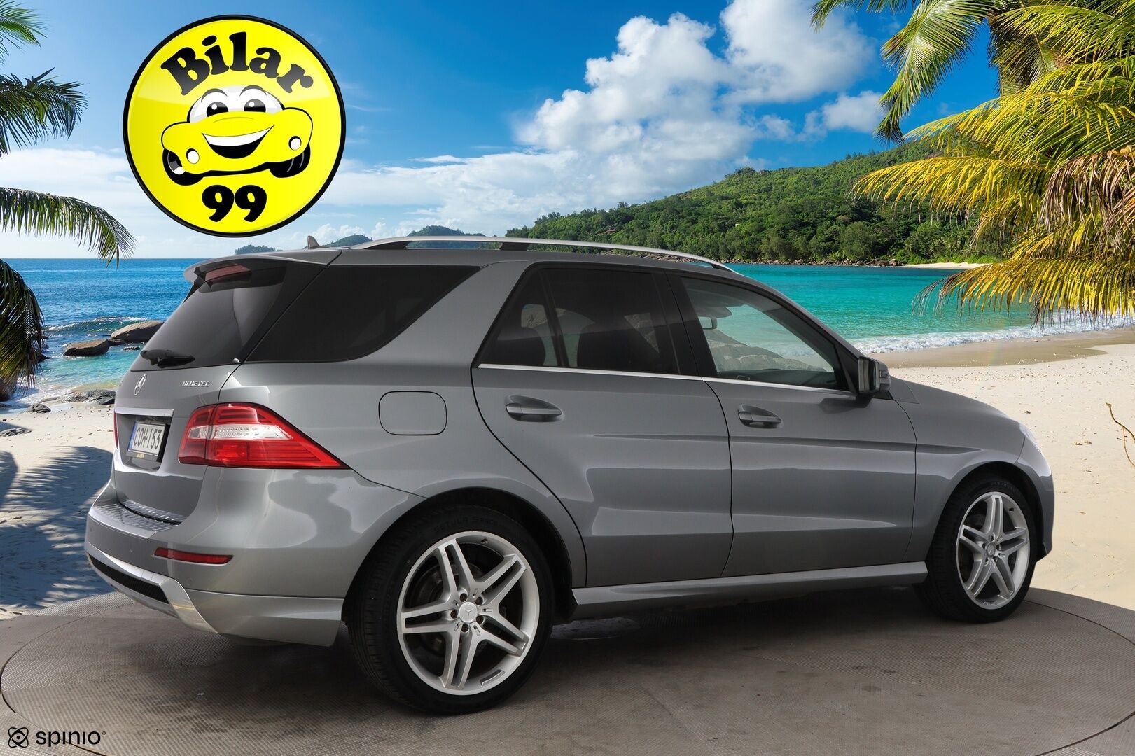 Mercedes-Benz ML 2013 250 BlueTec 4Matic Premium Business AMG - Ilma-alusta / Nahka-Alcantara / Kattoluukku / Vetokoukku / Lohko & Sisäpistoke / Comand Navi / ILS Xenon / Hyvin varusteltu!