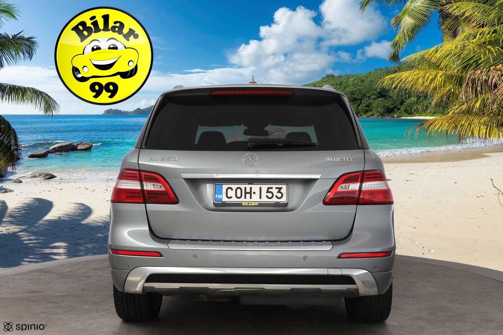 Mercedes-Benz ML 2013 250 BlueTec 4Matic Premium Business AMG - Ilma-alusta / Nahka-Alcantara / Kattoluukku / Vetokoukku / Lohko & Sisäpistoke / Comand Navi / ILS Xenon / Hyvin varusteltu!