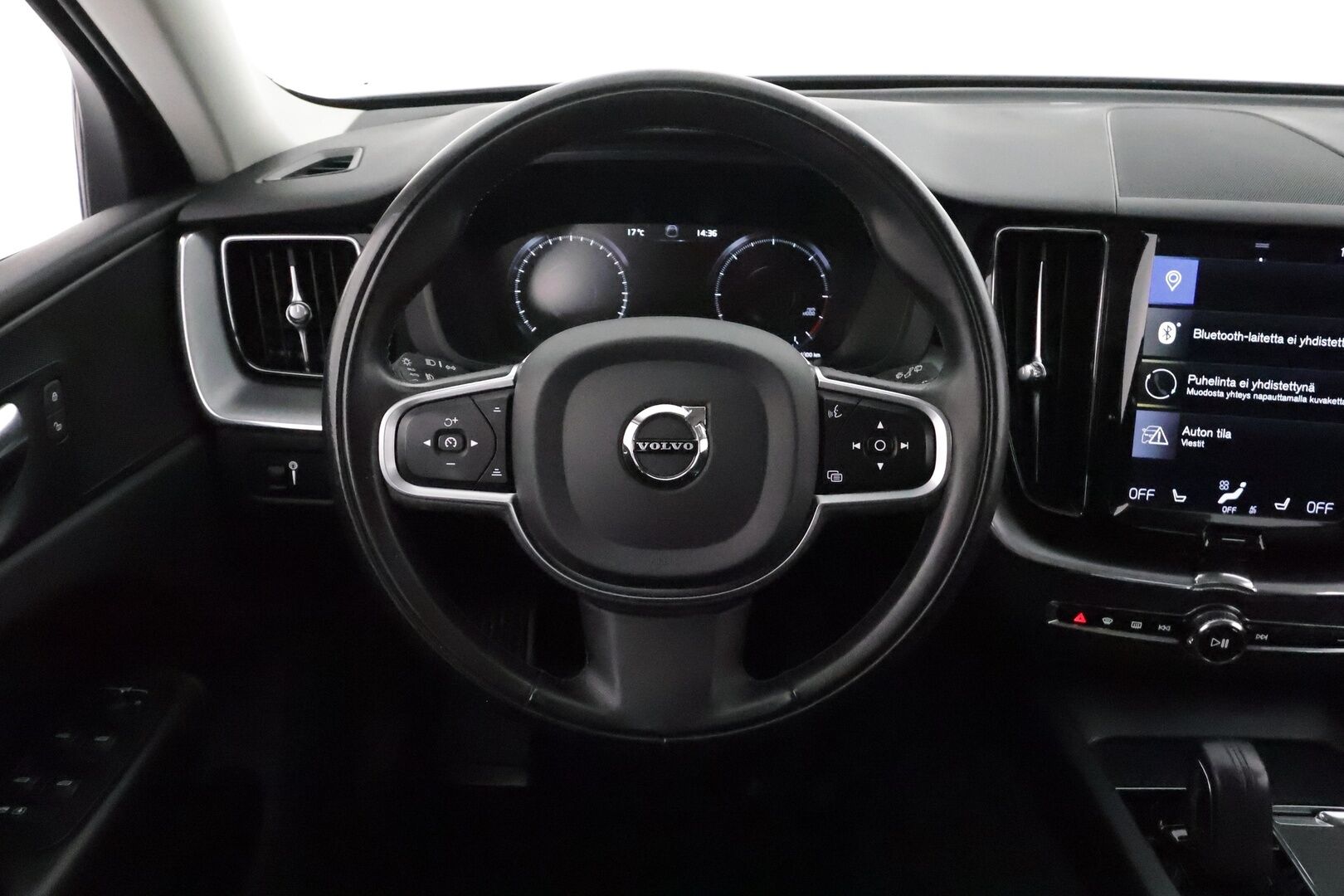 Volvo XC60 2020 B4 AWD MHEV Business aut - 3,99 % KORKOTARJOUS TÄHÄN AUTOON 31.8. ASTI! - 1Om Suomiauto / Webasto / Adapt.Vakkari / VOC / Puolinahkasisusta / 2x Renkaat Aluvantein / Ratinlämmitys!