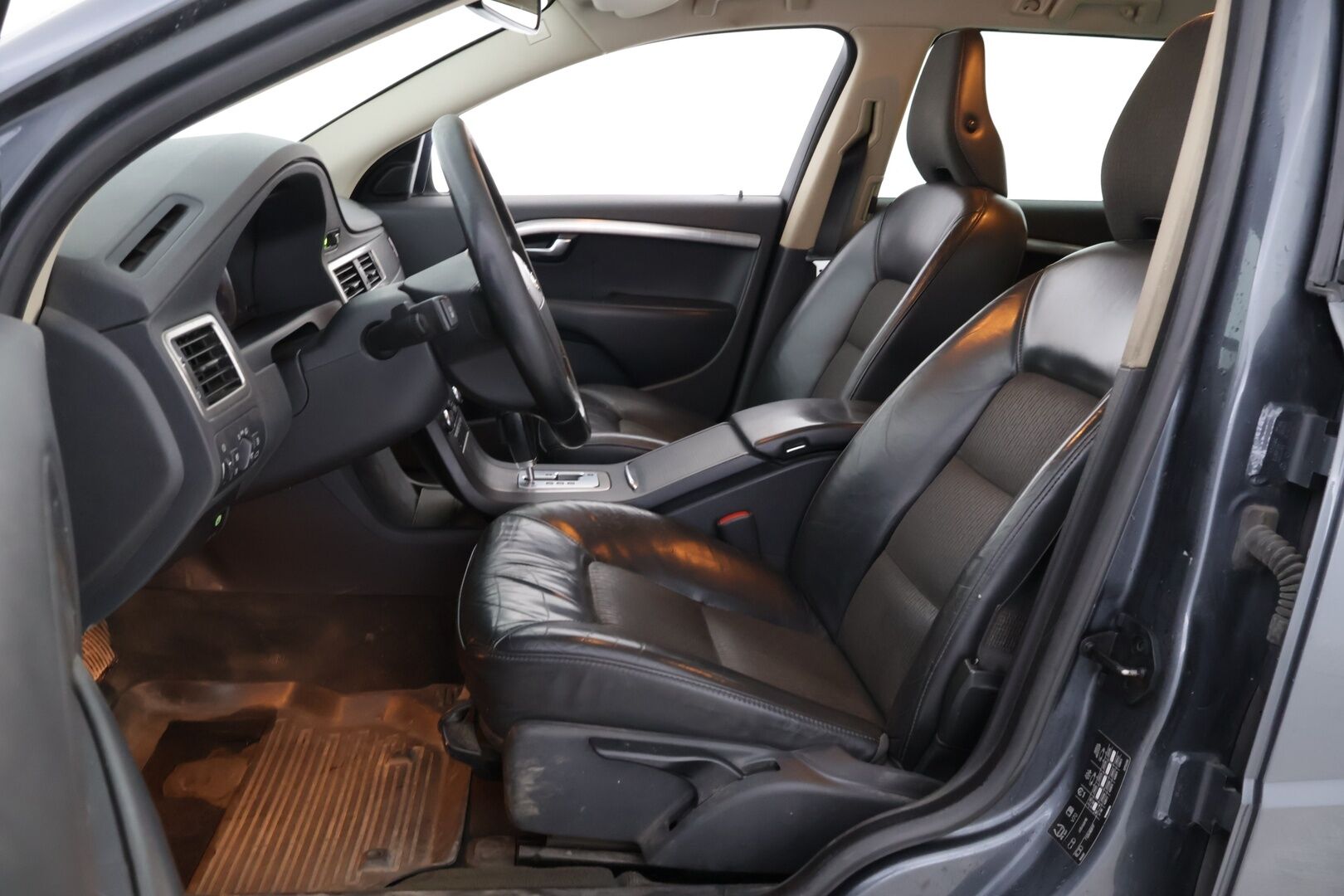 Volvo V70 2009 2,5T aut - MYYDÄÄN HUUTOKAUPAT.COM! - MYYDÄÄN HUUTOKAUPAT.COM!