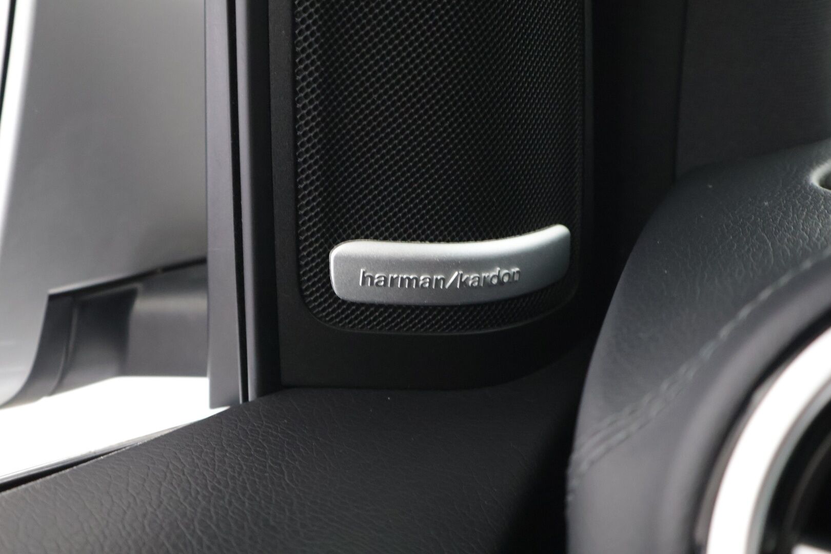 MERCEDES-BENZ B 2016 200 CDI 4MATIC AMG - * AMG / H&K / Navi / LED / P-Kamera / Koukku / Navi / Tutkat *