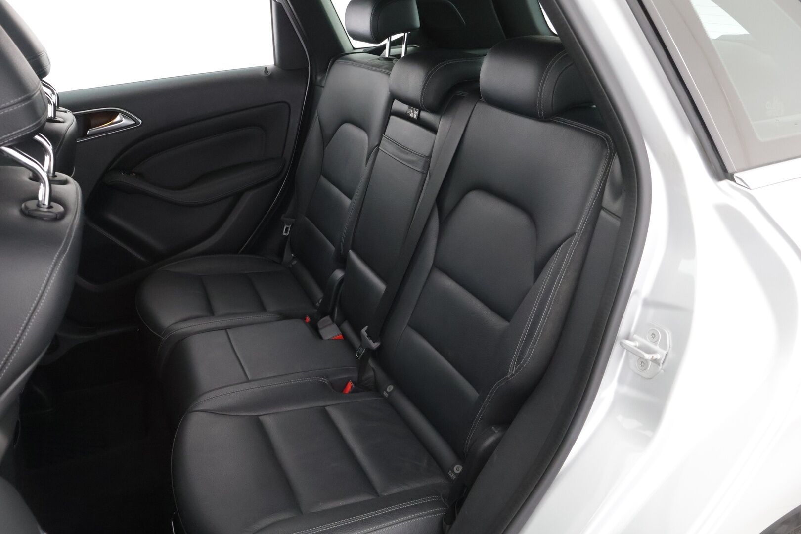 MERCEDES-BENZ B 2016 200 CDI 4MATIC AMG - * AMG / H&K / Navi / LED / P-Kamera / Koukku / Navi / Tutkat *