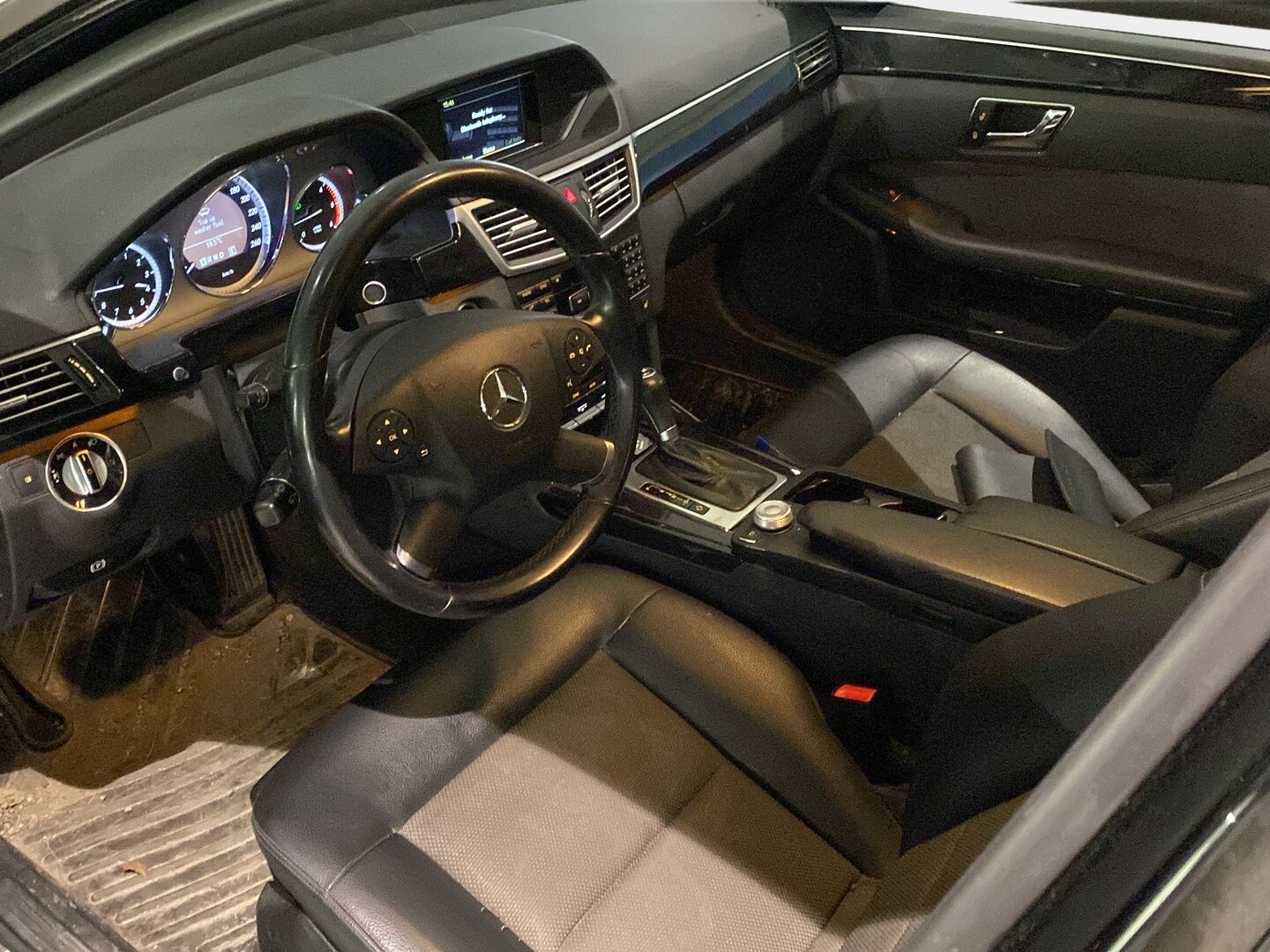 Mercedes-Benz E 2011 220 CDI BE T A - YritysOutlet - Myydään vain yrityksille