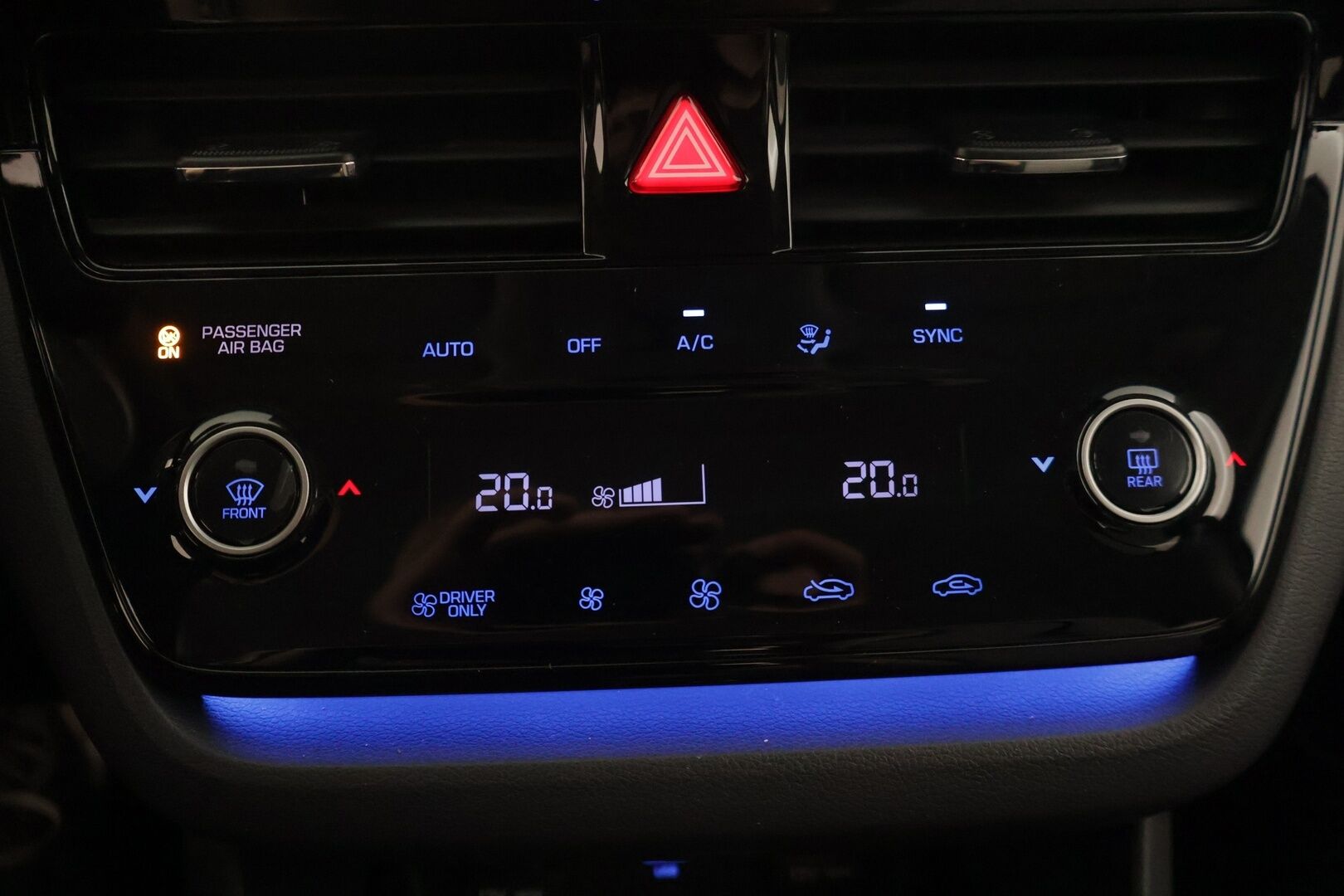 Hyundai IONIQ plug-in 2020 1,6 plug-in 141 hv 6-DCT Style Limited Edition MY20 - | 2-om. Suomi-auto | ACC | Infinity Sound | BLIS | Ilmastoidut Nahkapenkit | Kuljettajan penkki Muistilla | P. Kamera | Digimittaristo | AppleCarPlay & AndroidAuto | LED |