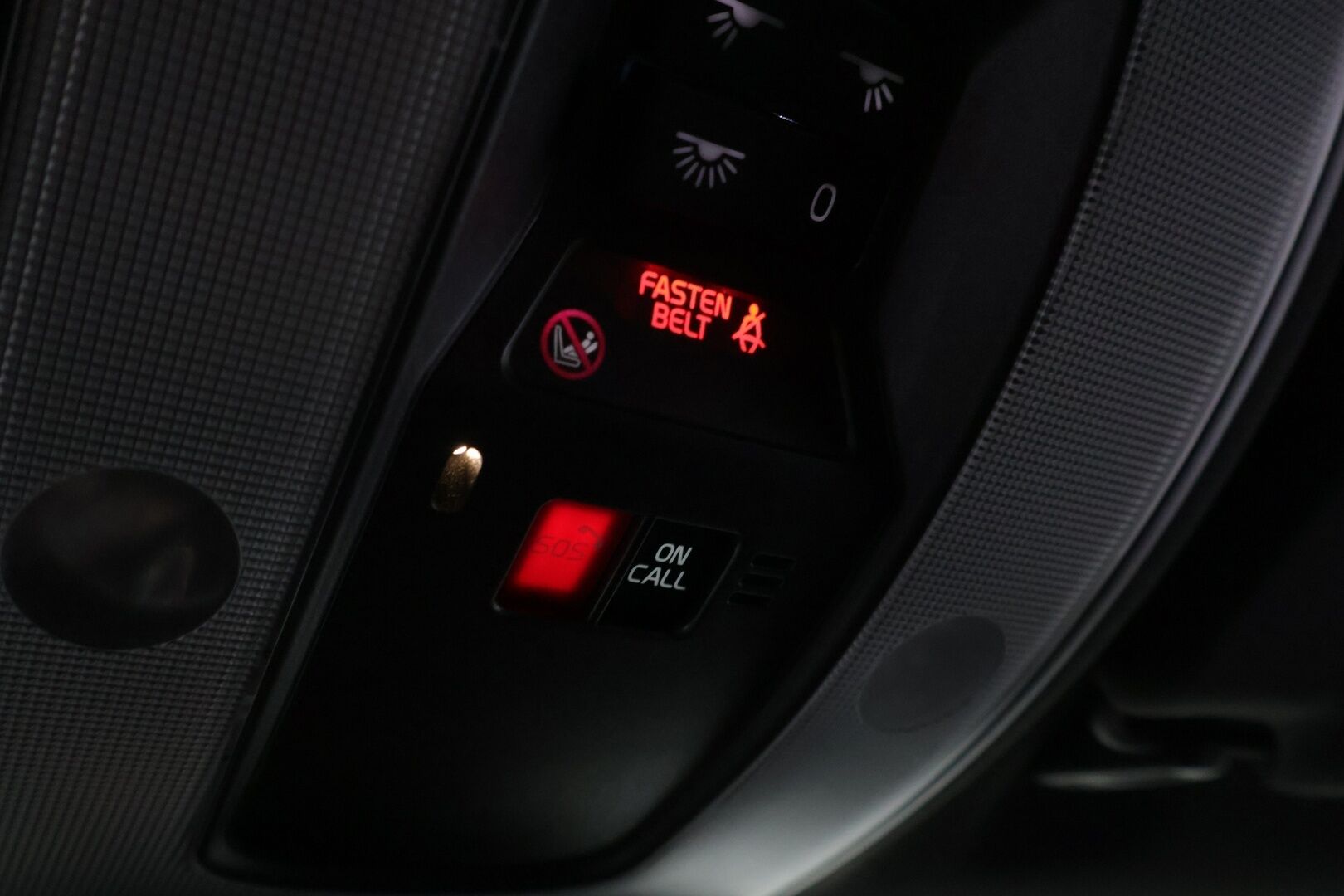 Volvo V60 2017 D3 Business aut. Facelift / Webasto / Koukku / Digimittari / Vakkari / Sporttinahat / P-tutka / Bluetooth / Kaistavahti - *2x aluvanteet / Huippusiisti / Aktiiviset valot / Huoltokirja*