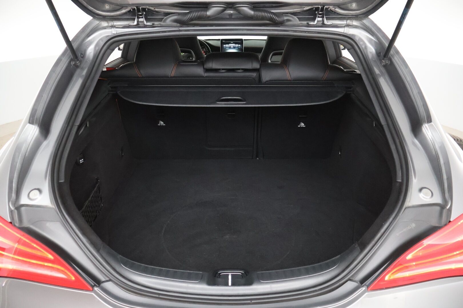 Mercedes-Benz CLA 2016 220 CDI A AMG Orange Art Edition - BLIS | Adapt.vak | Webasto | ILS | P-kamera
