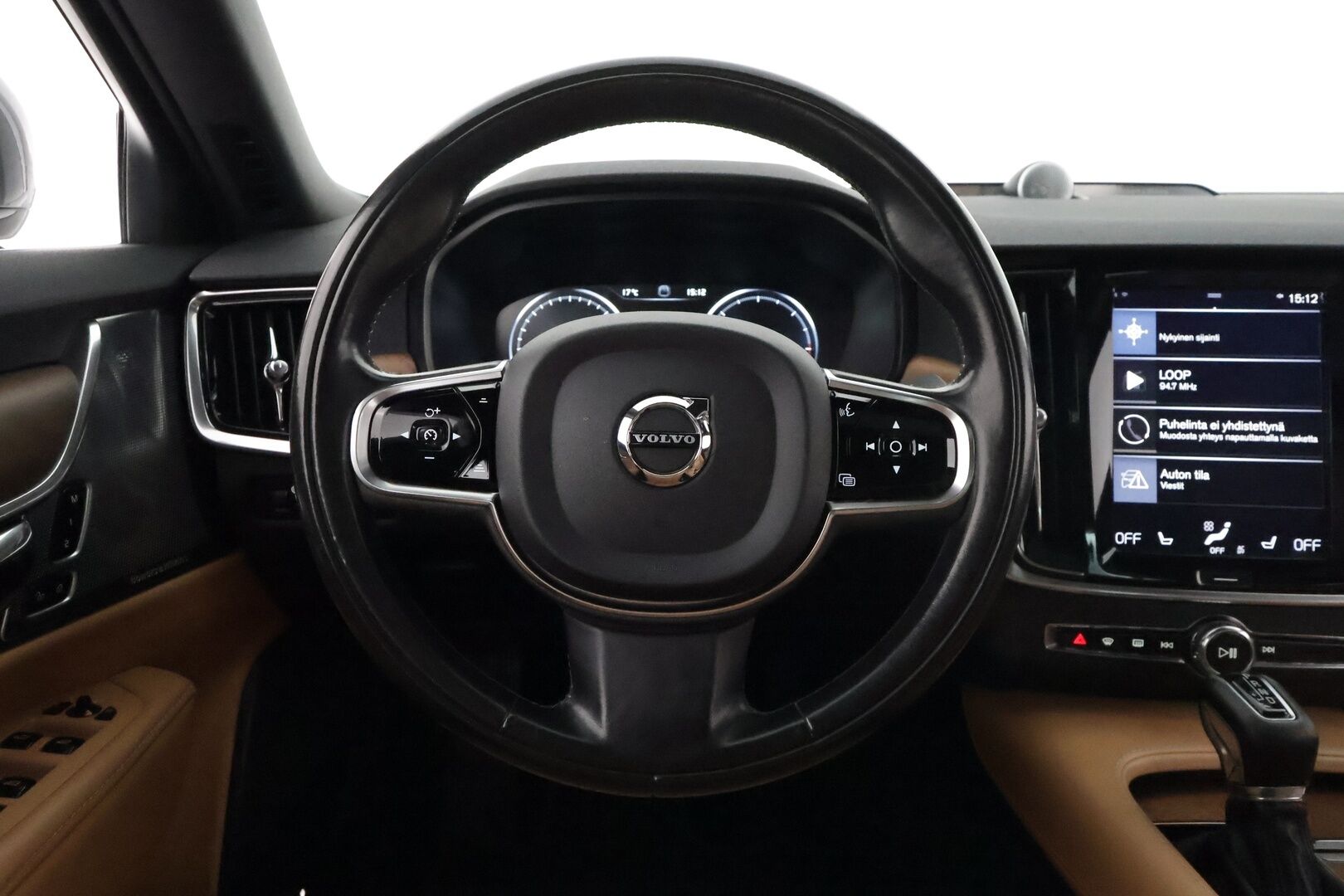 Volvo S90 2017 D5 AWD Inscription **HUD / 360° Kamera / Lasikattoluukku / Adapt.Vakkari / Sporttinahat Muistilla / Webasto / Full-LED** - Bowers&Wilkins / Navi / Kaistavahti / Digimittaristo / 4-Alueinen AC / Vaalean-Ruskea Nahkaverhoilu KeylessGO / 2x Renkaat
