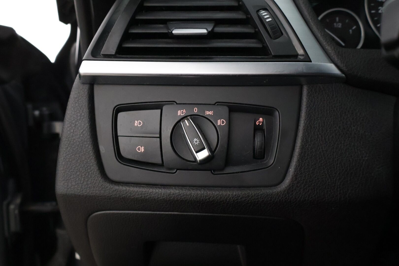 BMW 428 2015 F36 Gran coupe A Business M-Sport * Proffa Navi / Hifit / Valo paketti / Sport Vaihteisto / Sähkökontti * - * Todella hyvällä huoltohistorialla, viimeisin huolto 191tkm kohdalla / Lohkolämmitin * - HULLUT JOULUT KORKOTARJOUS 2,49% 