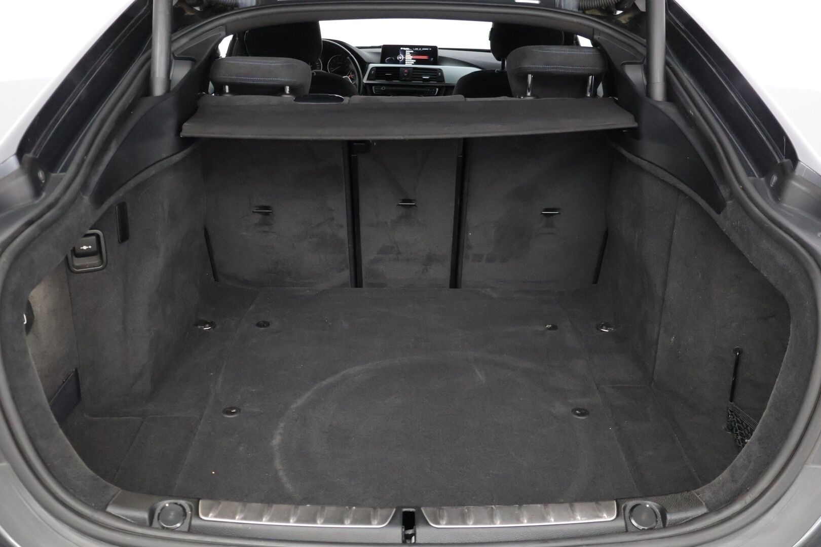 BMW 428 2015 F36 Gran coupe A Business M-Sport * Proffa Navi / Hifit / Valo paketti / Sport Vaihteisto / Sähkökontti * - * Todella hyvällä huoltohistorialla, viimeisin huolto 191tkm kohdalla / Lohkolämmitin * - HULLUT VÄLIPÄIVÄT KORKOTARJOUS 2,49%