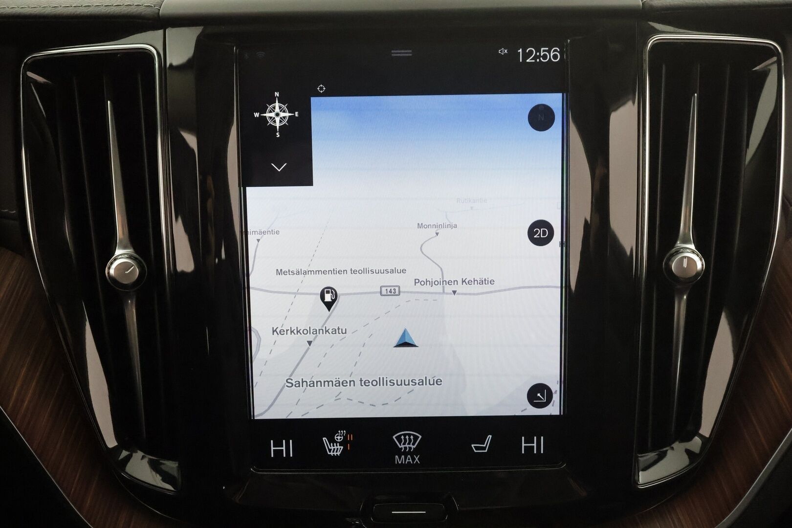 Volvo XC60 2020 T8 TwE AWD Business Inscription aut * ACC / B&W / Webasto / Full LED / Panorama / Koukku / Muistipenkki / BLIS / P.kamera * - Suomi-auto / Akku kuntotarkastettu / Kahdet renkaat aluvanteilla 