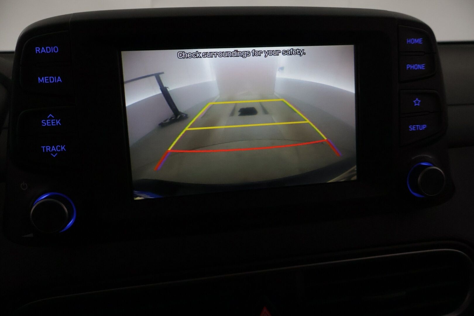 Hyundai KONA 2020 electric 39 kWh 136 hv Comfort ** Lämpöpumppu / Adapt.vakkari / P.kamera / 2x renkaat vanteilla / Carplay ** - Kaksin renkain upeassa kunnossa oleva hyvin varusteltu Suomi-auto!