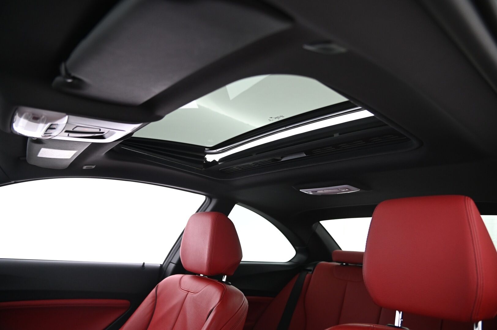 BMW M240i 2017 3.0 F22 M-sport A*Kattoluukku / H&K / Prof.Navi / Punaset muistinahat / Comfort access* - *Shadow line / Applecar-Play / P-Kamera / Vakio!* - HULLUT BLACKWEEK JATKOT - KORKOTARJOUS 2,49%