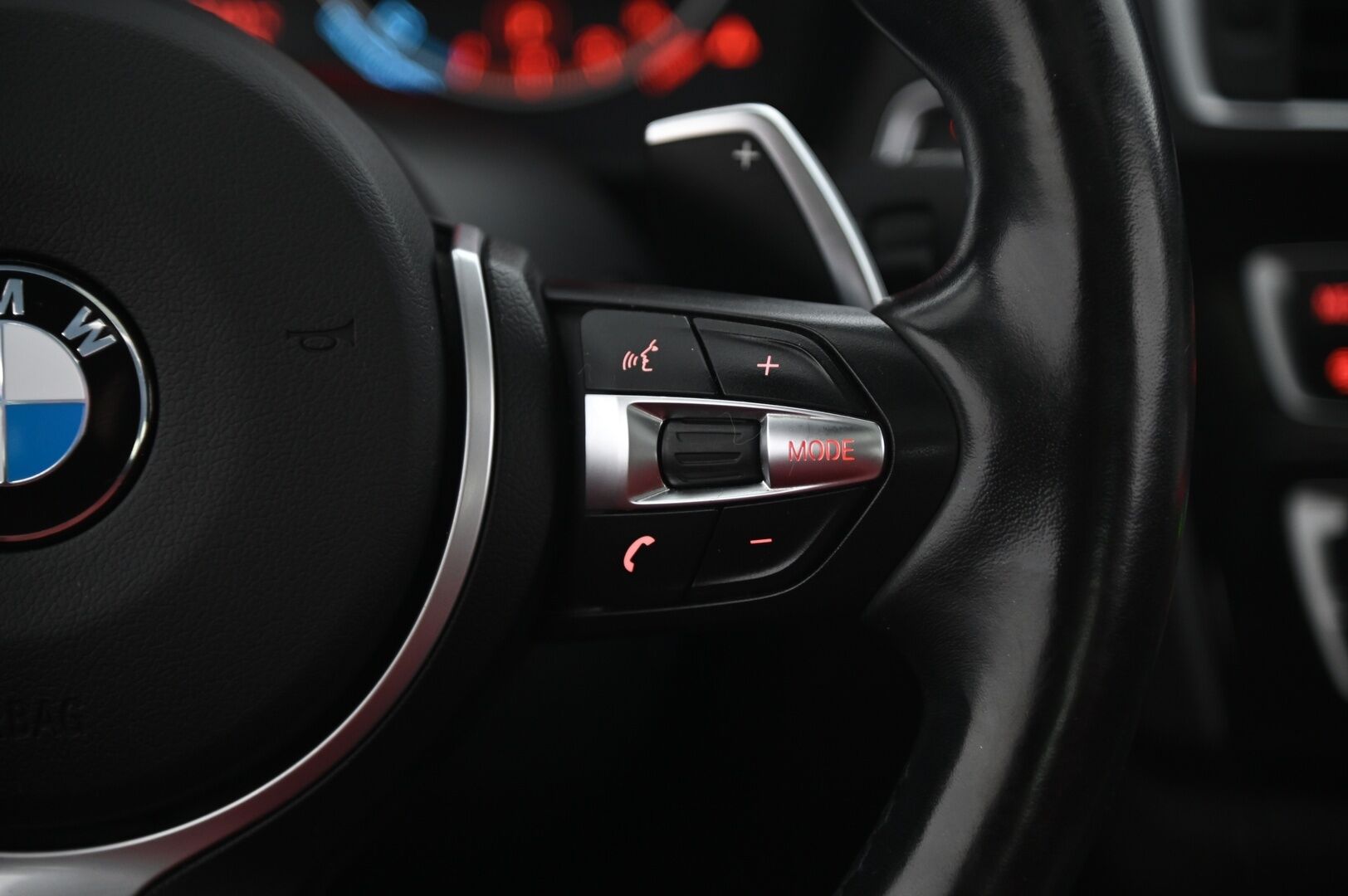 BMW M240i 2017 3.0 F22 M-sport A*Kattoluukku / H&K / Prof.Navi / Punaset muistinahat / Comfort access* - *Shadow line / Applecar-Play / P-Kamera / Vakio!* - HULLUT BLACKWEEK JATKOT - KORKOTARJOUS 2,49%