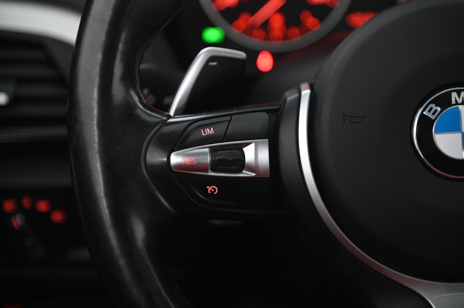 BMW M240i 2017 3.0 F22 M-sport A*Kattoluukku / H&K / Prof.Navi / Punaset muistinahat / Comfort access* - *Shadow line / Applecar-Play / P-Kamera / Vakio!* - HULLUT BLACKWEEK JATKOT - KORKOTARJOUS 2,49%