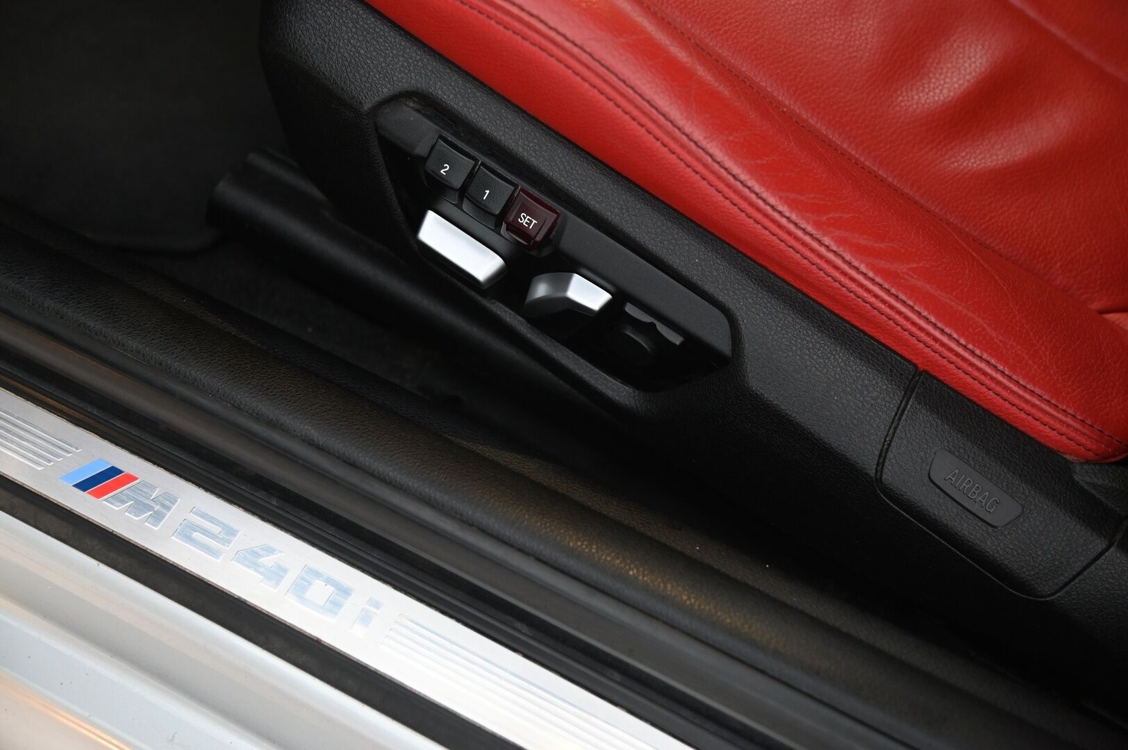 BMW M240i 2017 3.0 F22 M-sport A*Kattoluukku / H&K / Prof.Navi / Punaset muistinahat / Comfort access* - *Shadow line / Applecar-Play / P-Kamera / Vakio!* - HULLUT BLACKWEEK JATKOT - KORKOTARJOUS 2,49%