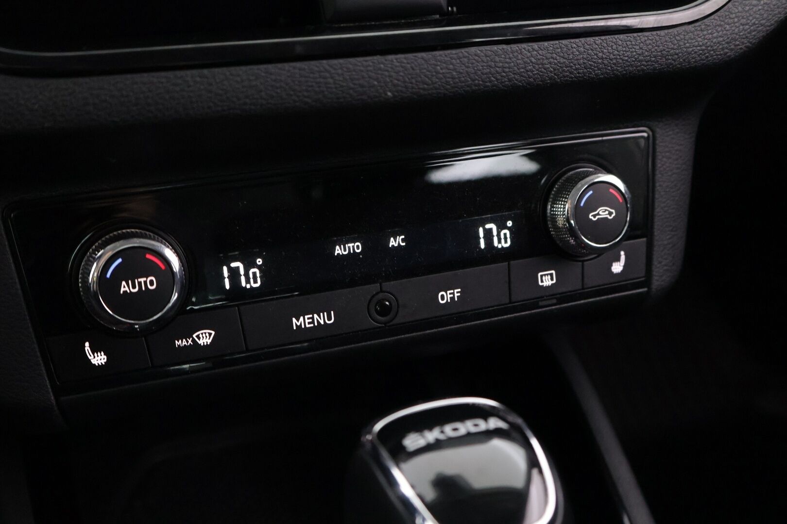 Skoda Scala 2020 1,5 TSI Ambition DSG Autom. - | Urheiluistuimet | Suomi-auto | 1-omisteinen | Vakionopeudensäädin | Tutka | LED |