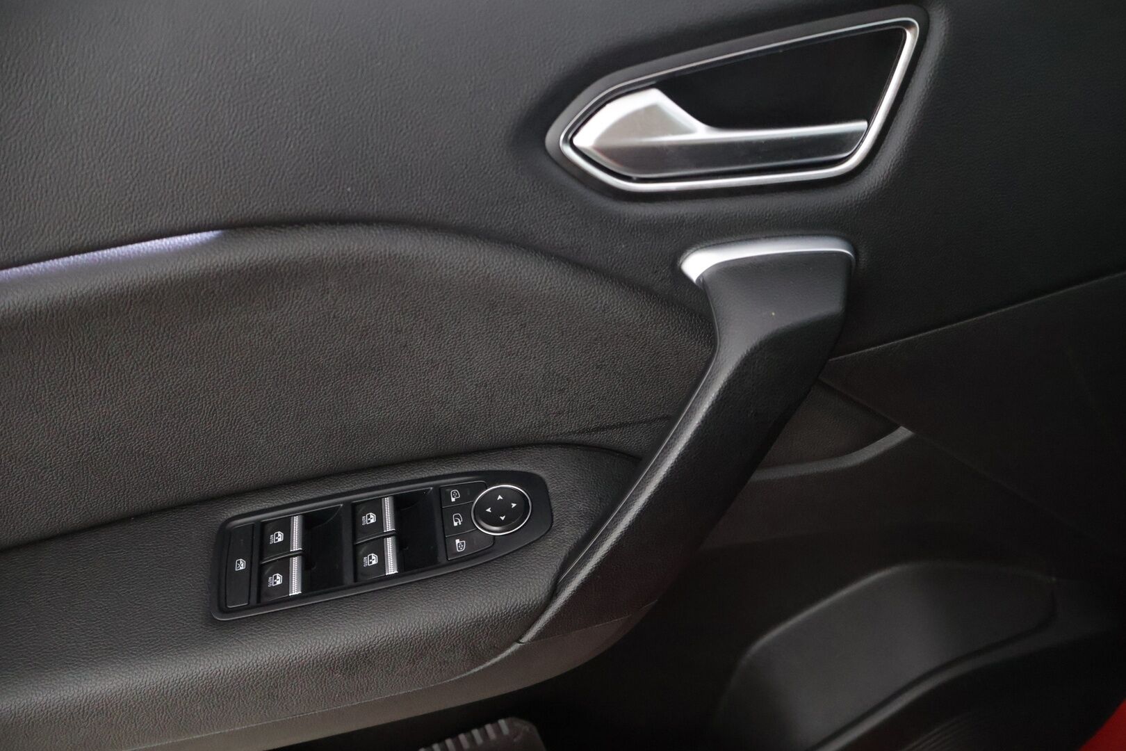 Renault Captur 2020 TCe 130 EDC7-aut Intens * Adapt.vakkari / Lohkolämmitin / Ratinlämmitin / P-kamera / Keyless Go * - * Suomi-auto / Kahdet renkaat aluvantein! *