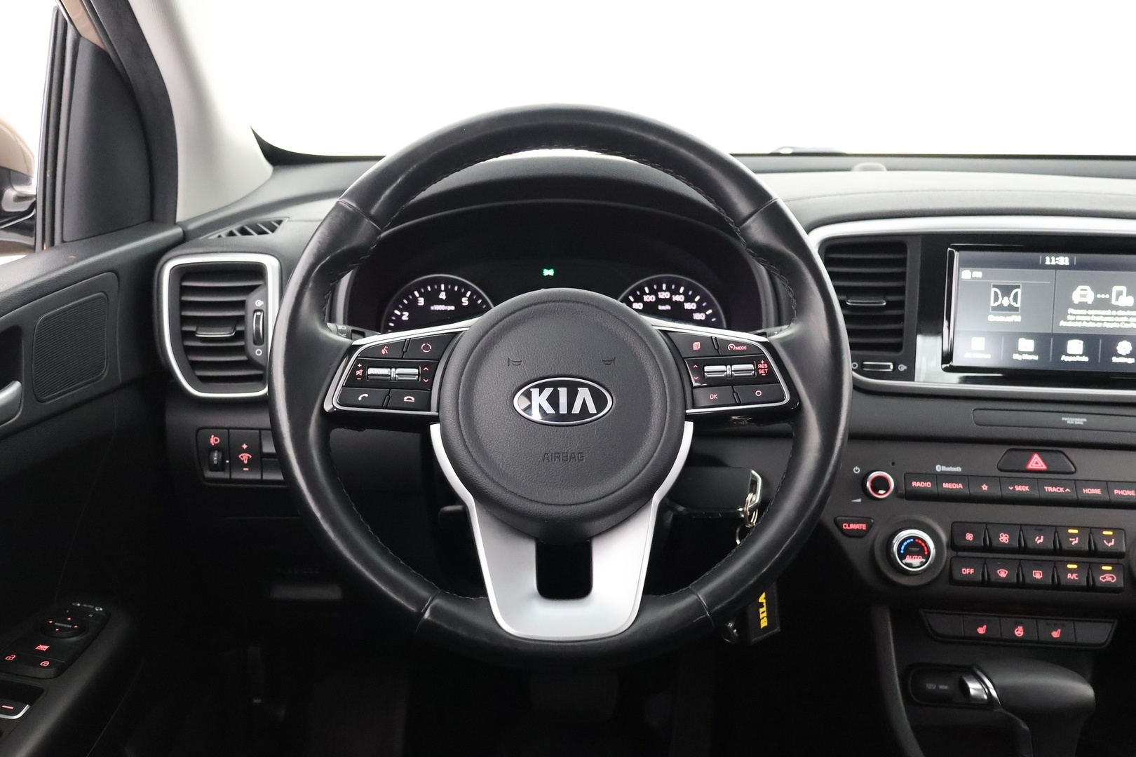 Kia Sportage 2021 SPORTAGE Monikäyttöajoneuvo (AF) 5ov 1591cm3 A - Suomi-auto | Vakkari | LED | P-kamera | Huoltokirja | 2x renkaat