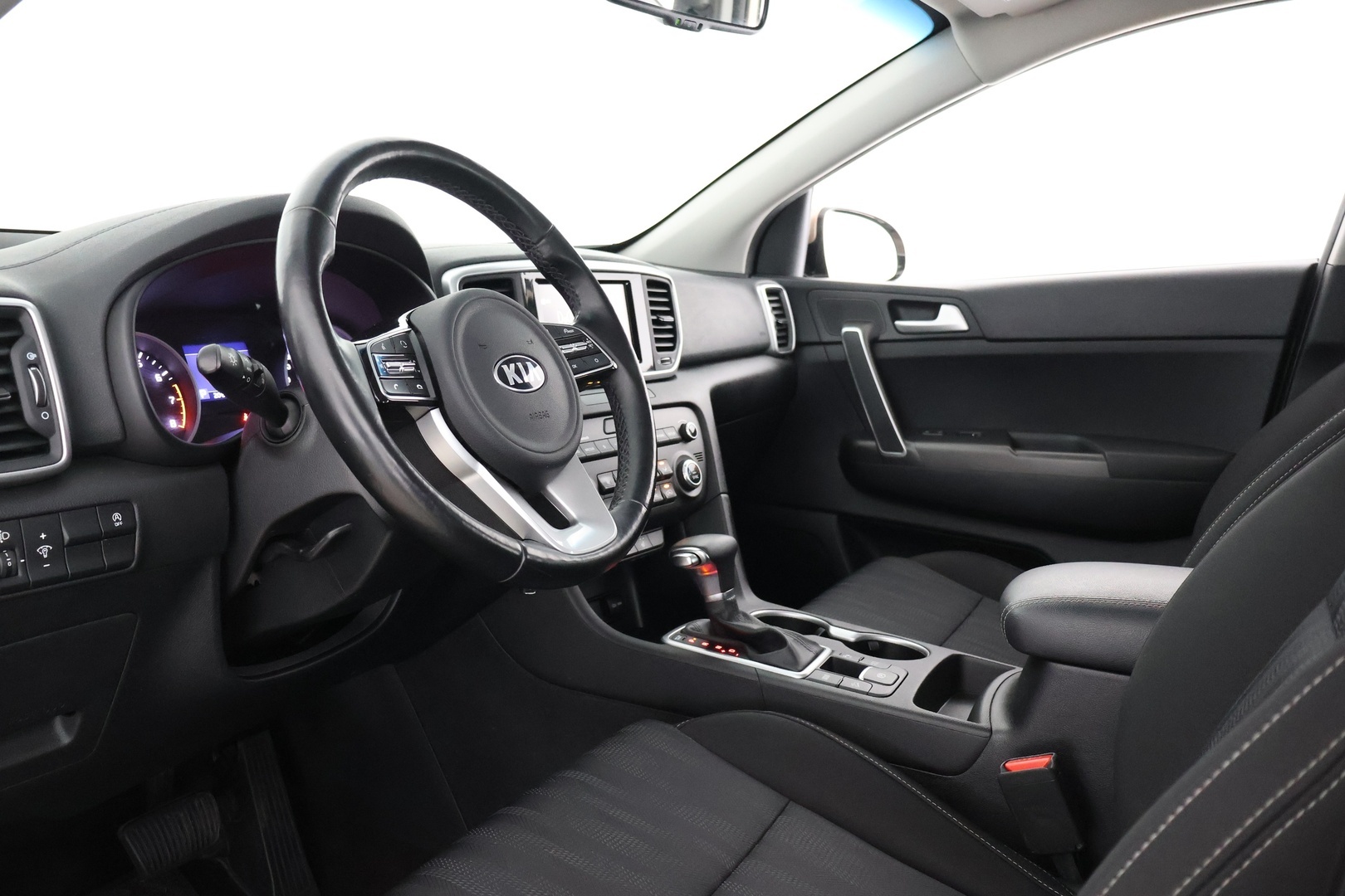 Kia Sportage 2021 SPORTAGE Monikäyttöajoneuvo (AF) 5ov 1591cm3 A - Suomi-auto | Vakkari | LED | P-kamera | Huoltokirja | 2x renkaat