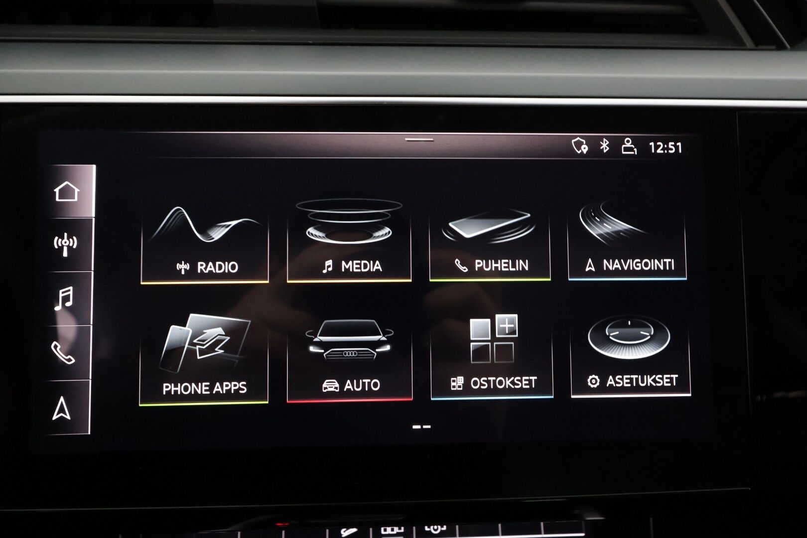 Audi e-tron 2020 Advanced Edition 55 quattro - | ACC | 360° | Sporttipenkit | Matrix-LED | Nahka-alcantara | Lane Assist | Digimittaristo | Sähk. takaluukku | Navi | Merkkihuollot | 2x renkaat aluin | 