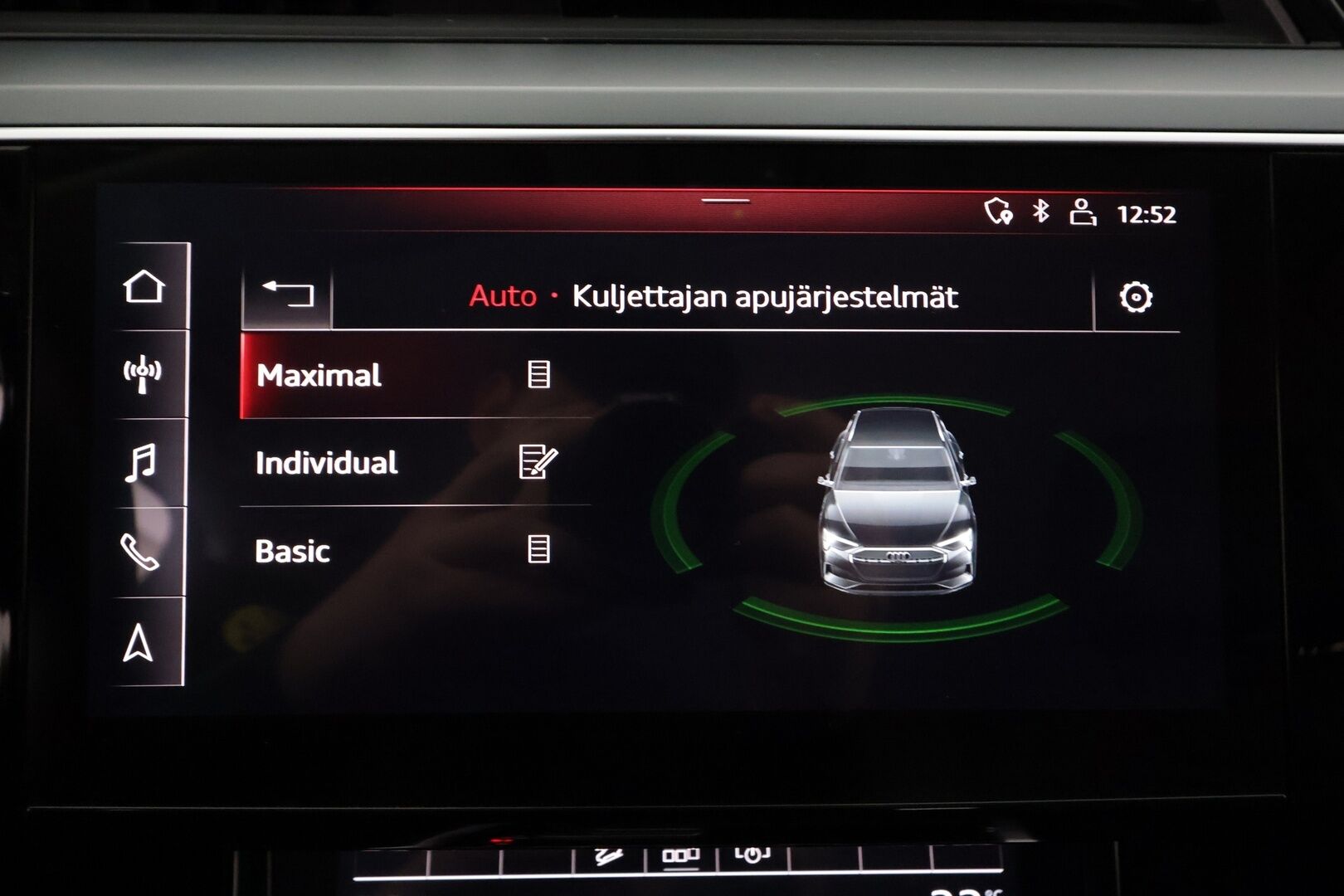 Audi e-tron 2020 Advanced Edition 55 quattro - | ACC | 360° | Sporttipenkit | Matrix-LED | Nahka-alcantara | Lane Assist | Digimittaristo | Sähk. takaluukku | Navi | Merkkihuollot | 2x renkaat aluin | 