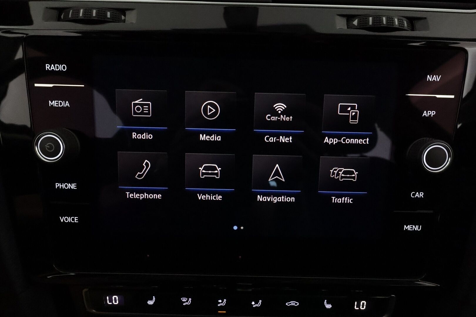 Volkswagen Golf 2020 ariant Highline 2,0 TDI SCR 110 kW DSG ** Webasto / Adapt.vakkari / P.kamera / Navi / Digimittaristo / KeylessGo** - 1.om Suomi-auto / Lämmitettävä tuulilasi