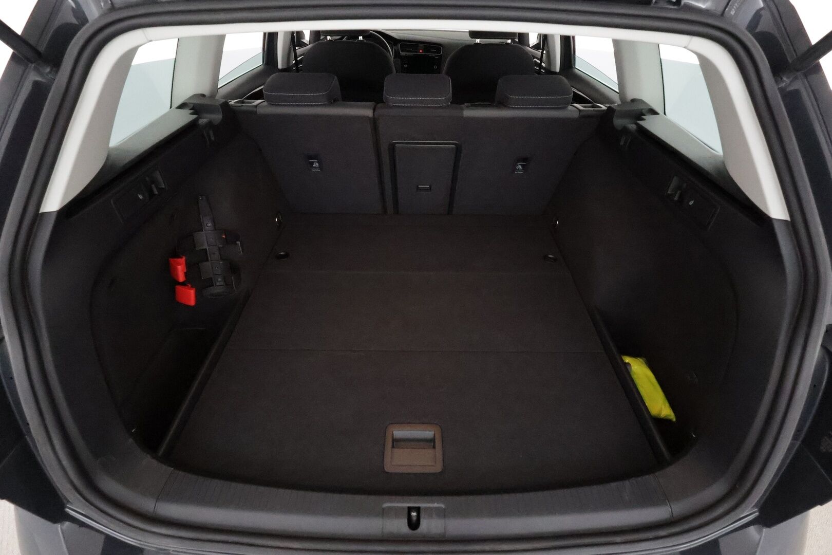 Volkswagen Golf 2020 ariant Highline 2,0 TDI SCR 110 kW DSG ** Webasto / Adapt.vakkari / P.kamera / Navi / Digimittaristo / KeylessGo** - 1.om Suomi-auto / Lämmitettävä tuulilasi