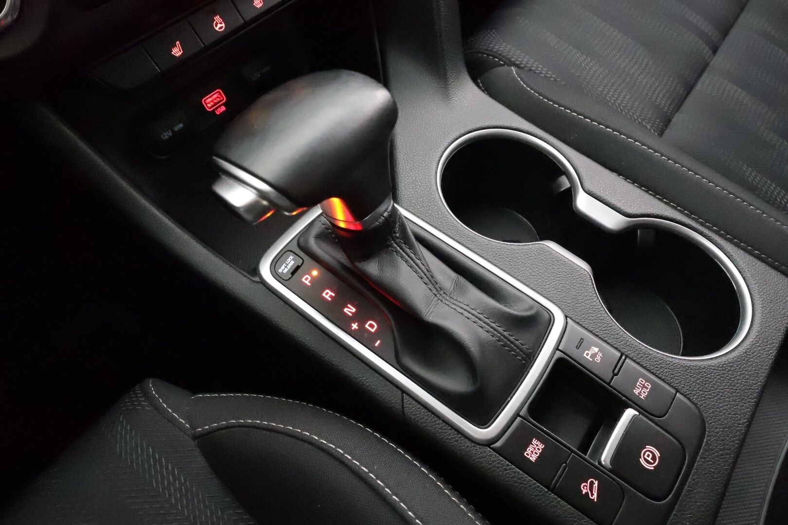 Kia Sportage 2020 1,6 T-GDI ISG Urban Active DCT A/T EcoDynamics - Vakkari | P.Kamera | Apple&Android | LED-lisävalo | Suomi-auto