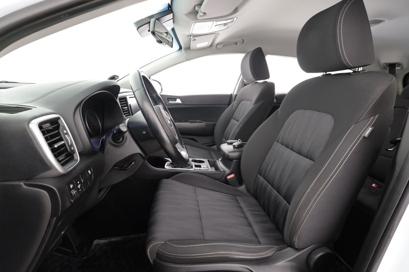 Kia Sportage 2020 1,6 T-GDI ISG Urban Active DCT A/T EcoDynamics * Vakkari / P.Kamera / Apple&Android / LED-lisävalo * - Suomi-auto / Kahdet renkaat aluvanteilla / Hyvin pidetty - HULLUT AVAJAISHULINAT KORKOTARJOUS 3,29 %