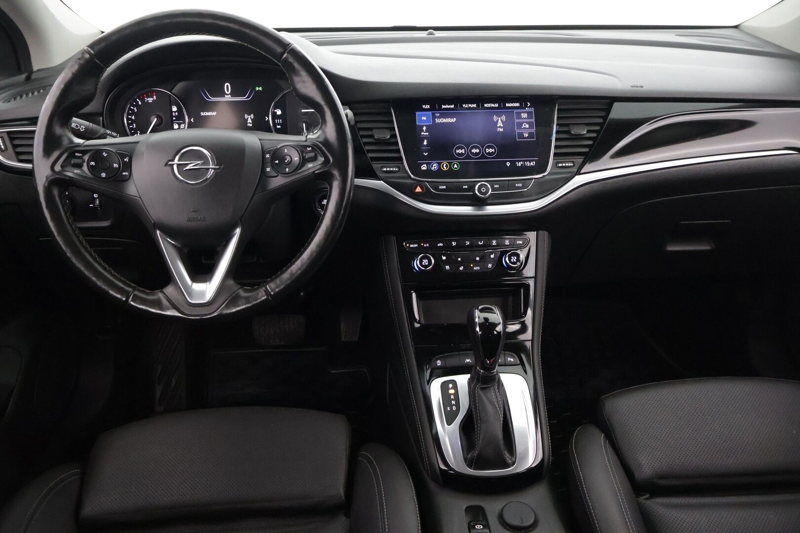 Opel Astra 2020 Sports Tourer Executive 145 Turbo A *Suomi-auto / Lohkolämmitin sisäpistokkeella / Nahkasisusta / Lämmitettävät ja ilmastoidut penkit / LED-ajovalot* - *Lämmitettävät takaistuimet / Muistipenkki kuskilla / Navigointi / Ohjauspyörän lämmitys / Vakionopeudensäädin nopeudenrajoittimella*