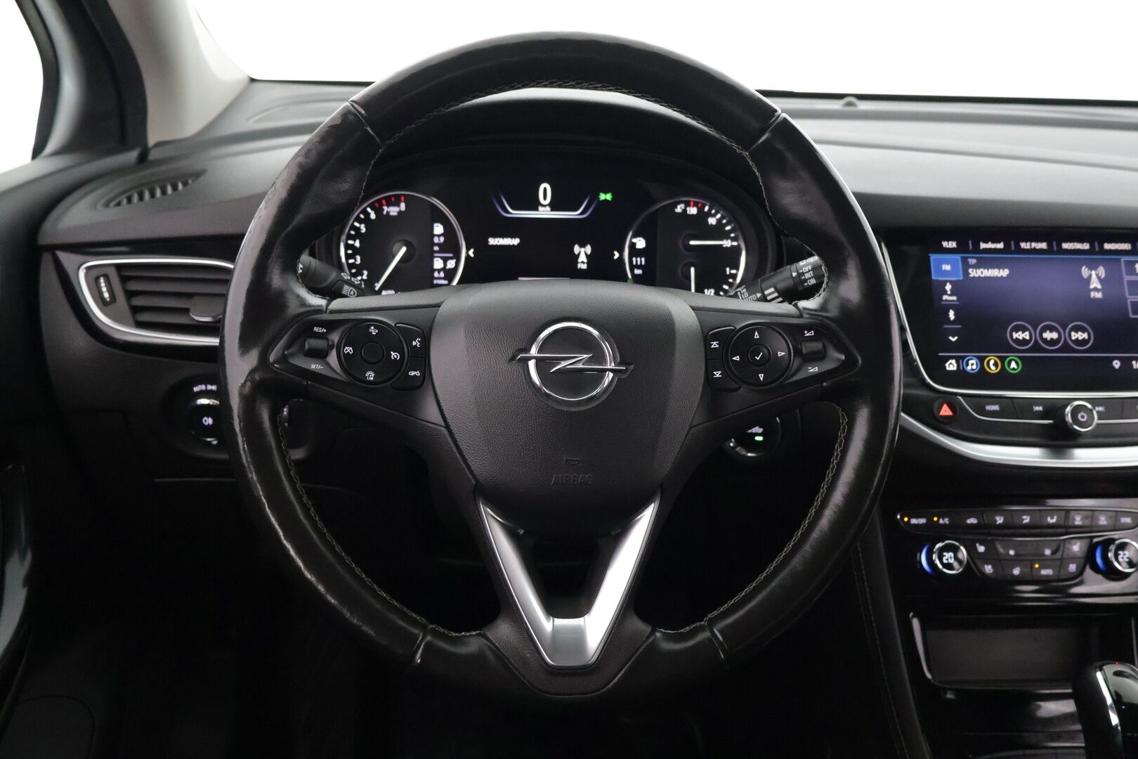 Opel Astra 2020 Sports Tourer Executive 145 Turbo A *Suomi-auto / Lohkolämmitin sisäpistokkeella / Nahkasisusta / Lämmitettävät ja ilmastoidut penkit / LED-ajovalot* - *Lämmitettävät takaistuimet / Muistipenkki kuskilla / Navigointi / Ohjauspyörän lämmitys / Vakionopeudensäädin nopeudenrajoittimella*