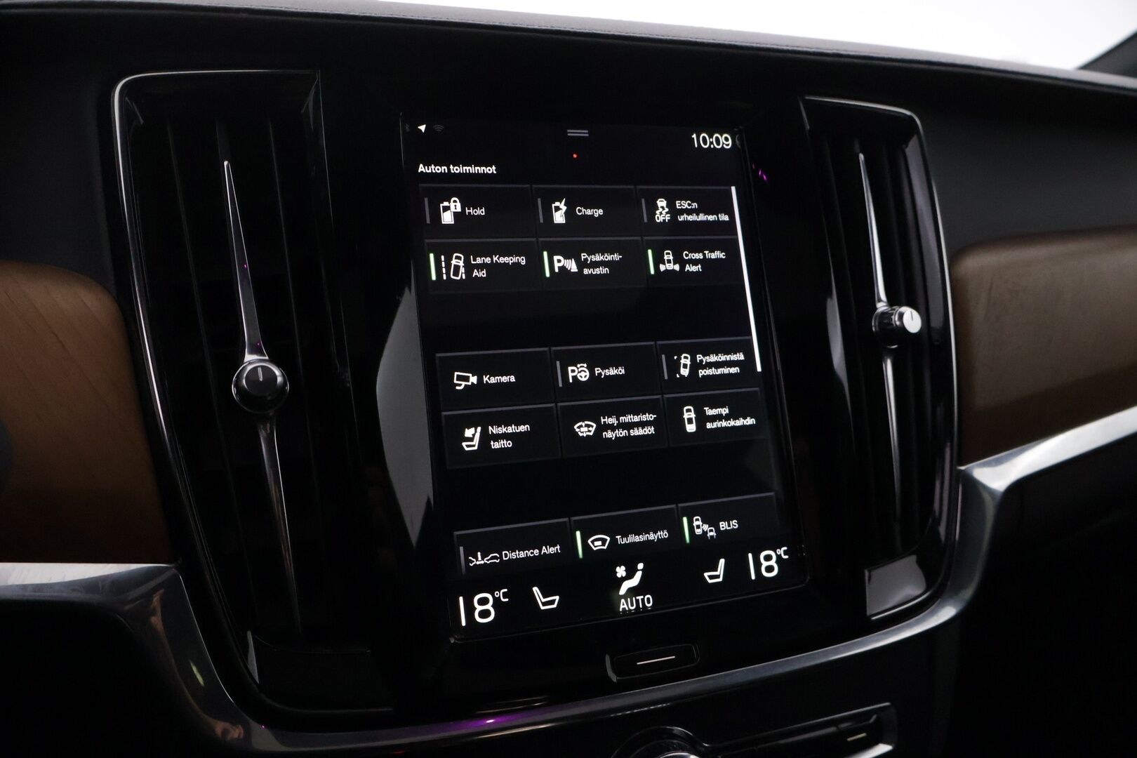 Volvo S90 2018 T8 AWD Inscription aut - | Webasto | ACC | B&W | 360 | Ilmastoidut muistipenkit | KeylessGo | Kattoluukku | LED | Koukku | 2 x Volvo alut | Upea metalliväri | Merkkihuollettu