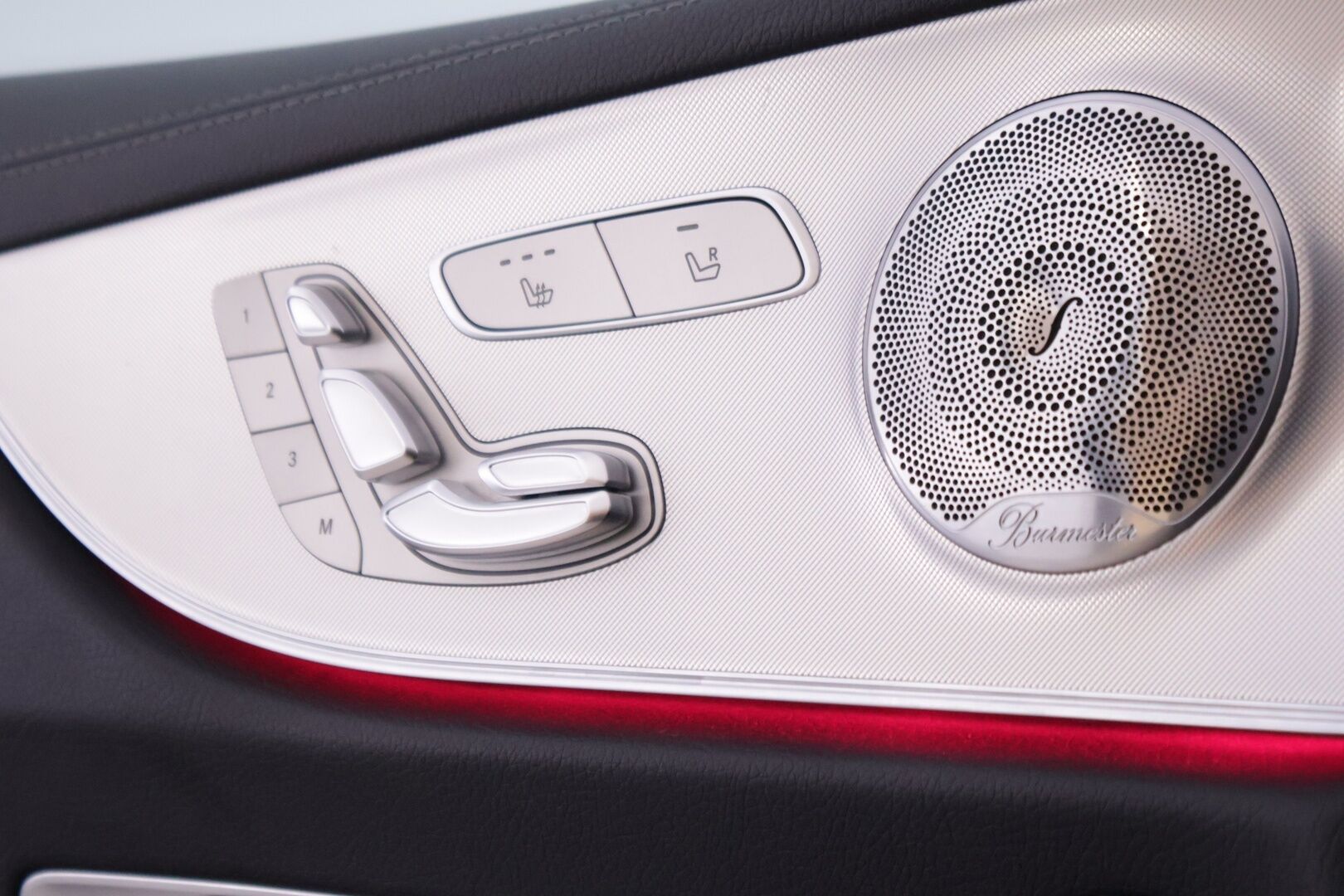 Mercedes-Benz E 2017 220 d Coupé AMG - Widescreen | Burmester | Webasto | 360 | Hierovat muistinahat | HUD | BLIS | Panorama | KeyLessGo | Juuri huollettu