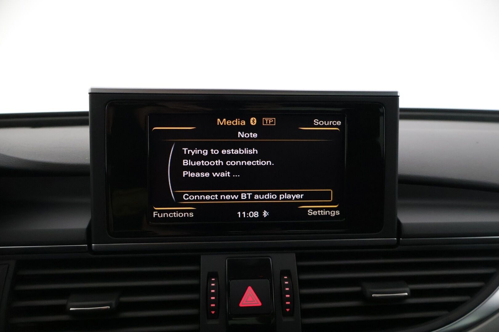 Audi A6 2011 Sedan 3,0 V6 TDI 150 kW quattro S tronic Start-Stop* Soft-close / Muistipenkki / Tutkat / Ratinlämmitin * - Näyttävä Quattro kunnon moottorilla! / Juuri huollettu *