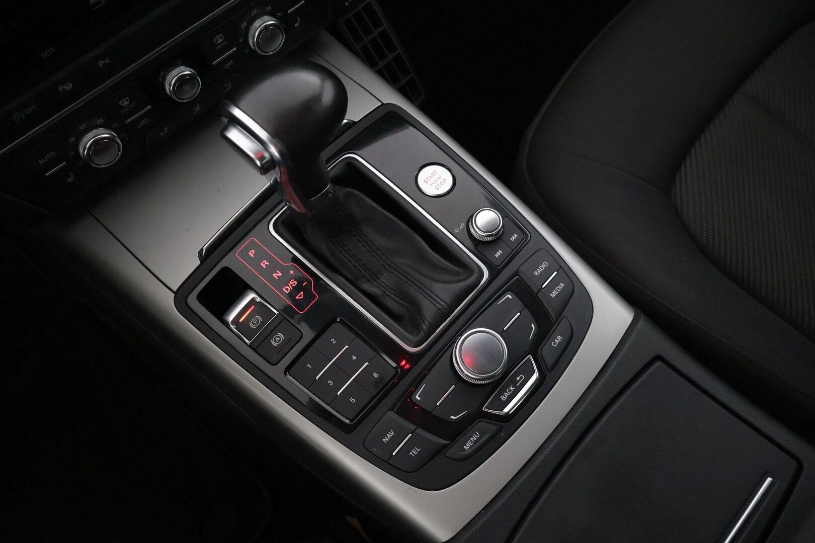 Audi A6 2011 Sedan 3,0 V6 TDI 150 kW quattro S tronic Start-Stop* Soft-close / Muistipenkki / Tutkat / Ratinlämmitin * - Näyttävä Quattro kunnon moottorilla! / Juuri huollettu *