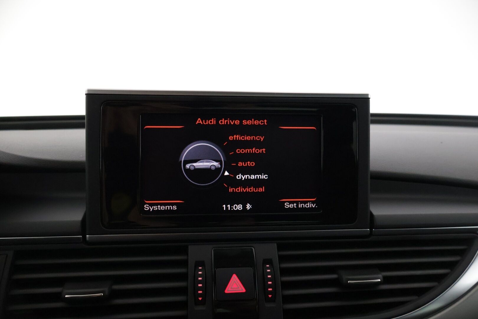Audi A6 2011 Sedan 3,0 V6 TDI 150 kW quattro S tronic Start-Stop* Soft-close / Muistipenkki / Tutkat / Ratinlämmitin * - Näyttävä Quattro kunnon moottorilla! / Juuri huollettu *
