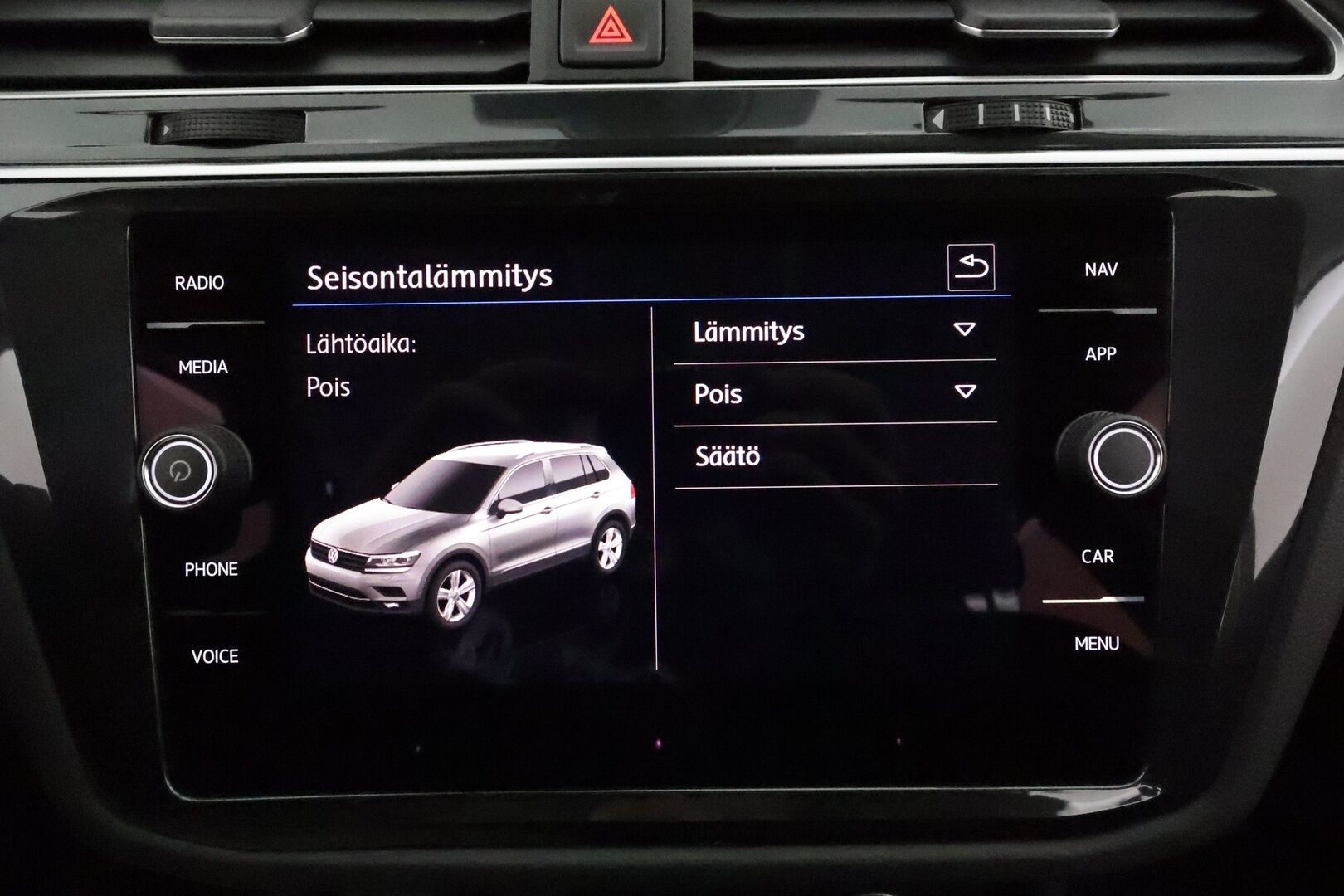 Volkswagen Tiguan 2020 R-Line 2,0 TDI SCR 110 kW 4MOTION DSG * Webasto / Koukku / Adapt.Vakkari / LED / Navi / Digimittari / Kangas-Alcantara - Suomi-auto / Kahdet Renkaat