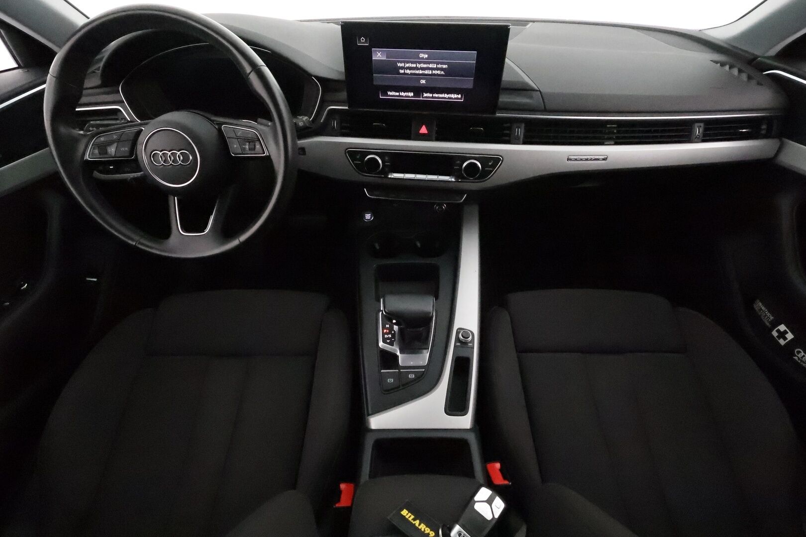 Audi A4 2020 Avant Business Advanced 45 TFSI 180 kW MHEV quattro S tronic **Webasto / Vakkari / Digimittaristo / KeylessGo / Navi** - 3,99 % KORKOTARJOUS TÄHÄN AUTOON - Suomi-auto / Kahdet renkaat aluvanteilla