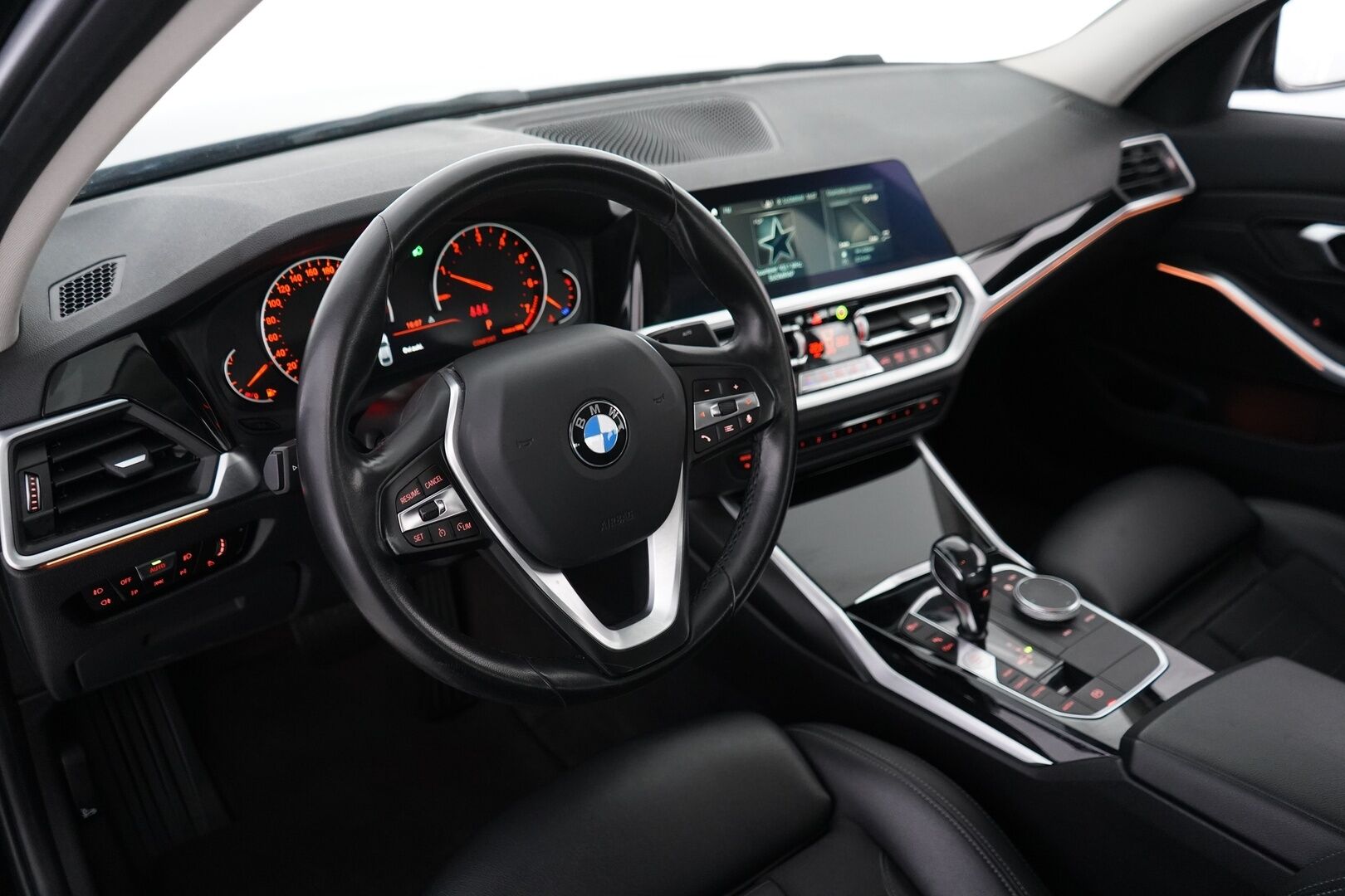 BMW 320 2020 G20 Sedan Business Sport A - | Suomi- auto | Kahdet renkaat aluvantein | Juuri katsastettu ja huollettu | Vakkari | Tutkat | Lohkolämmitin | Koukku | Sporttipenkit |