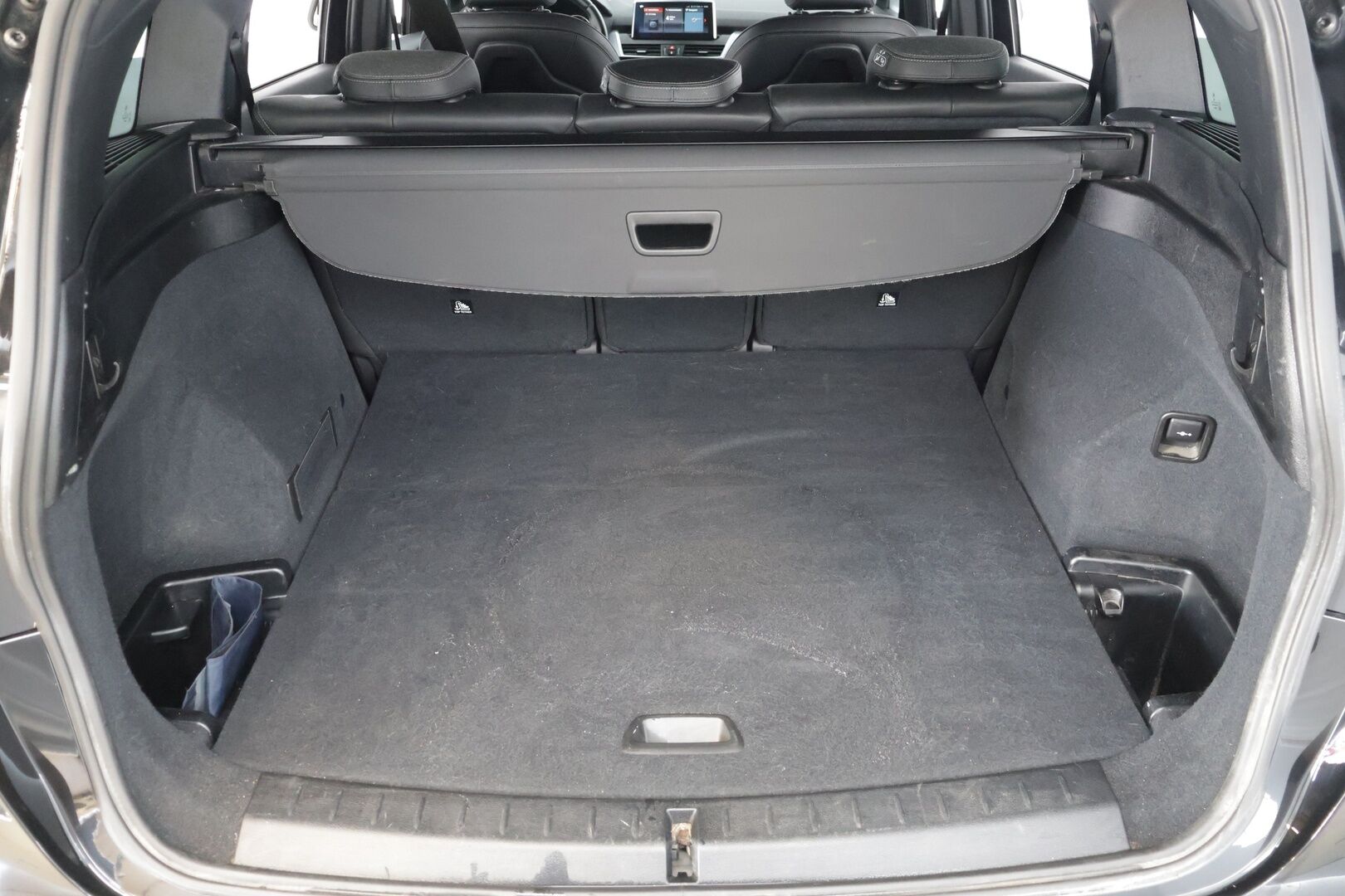 BMW 216 2020 i Gran Tourer Business M Sport F46 * HUD / LED / Sähkökontti / Vetokoukku / Tutkat / Proffa navi * - Huippuvarusteet! / Huollot ok / Renkaat ajokuntoiset / Suomi-auto *