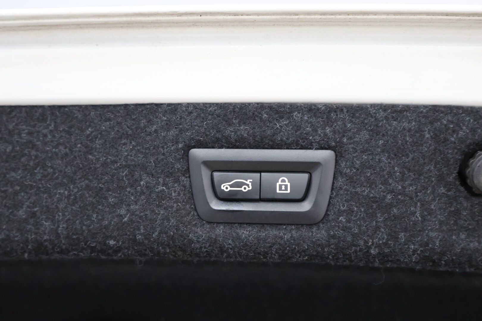 BMW 530 2020 G30 Sedan 530e xDrive A Charged Edition M Sport - 1Om Suomiauto / HiFi / Peruutuskamera / Professional Navi / Adapt.LED / Comfort Access / Juuri tullut Tampereelle! - HULLUT JOULUT KORKOTARJOUS 2,49% 